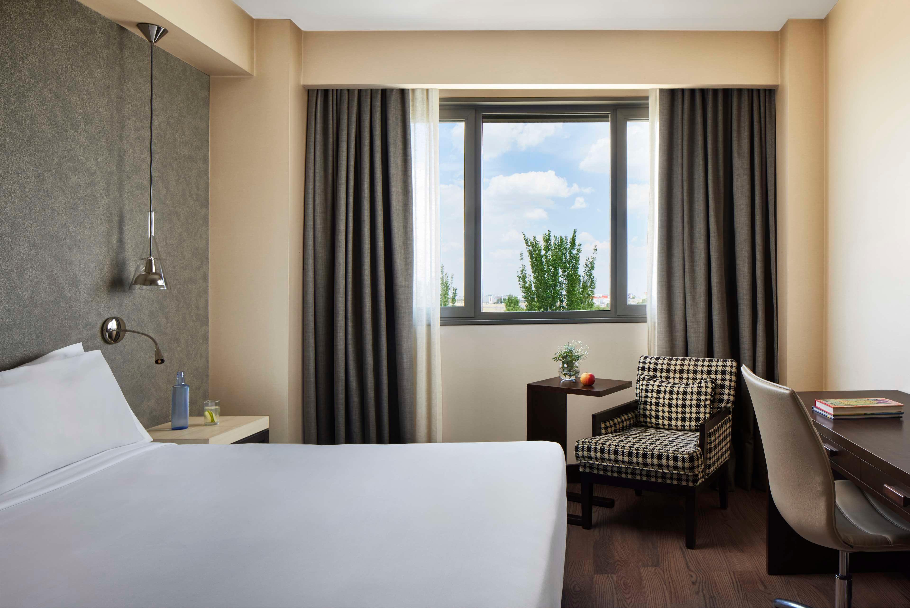 Double Single Superior