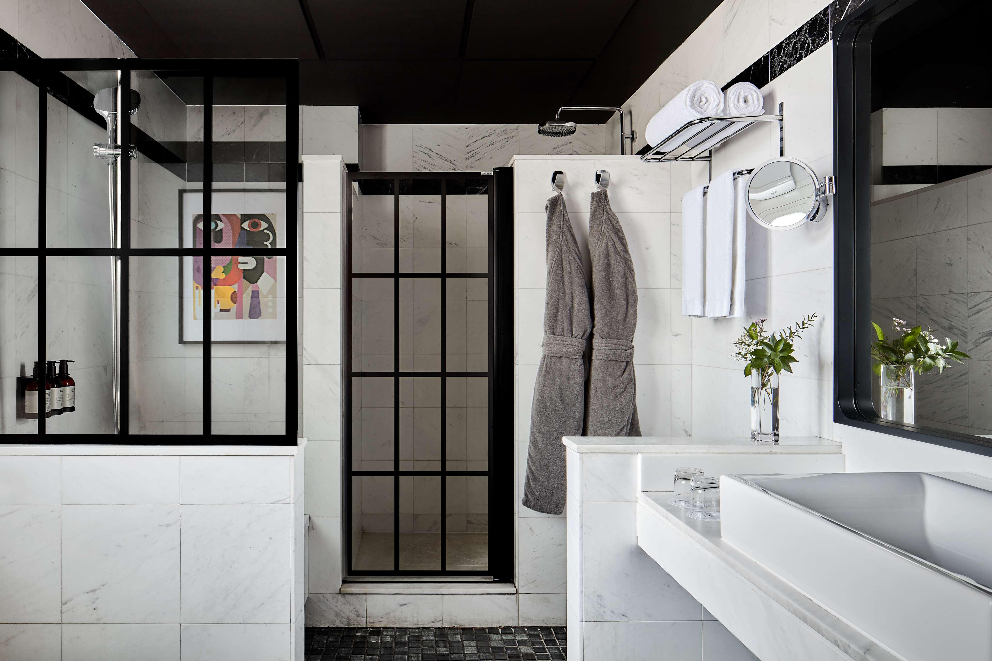 Double Single Superior with Views