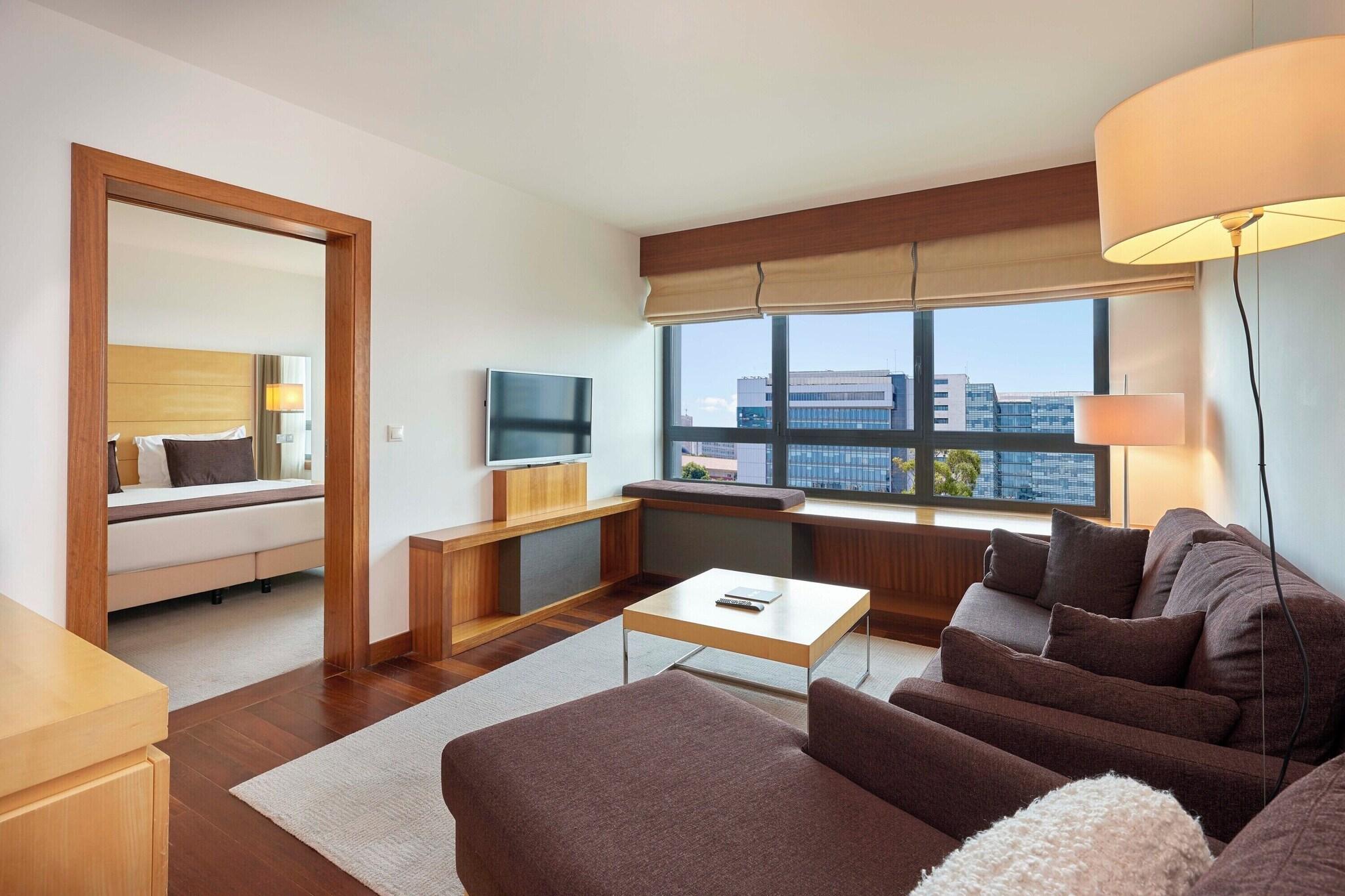 Suite Deluxe with Views