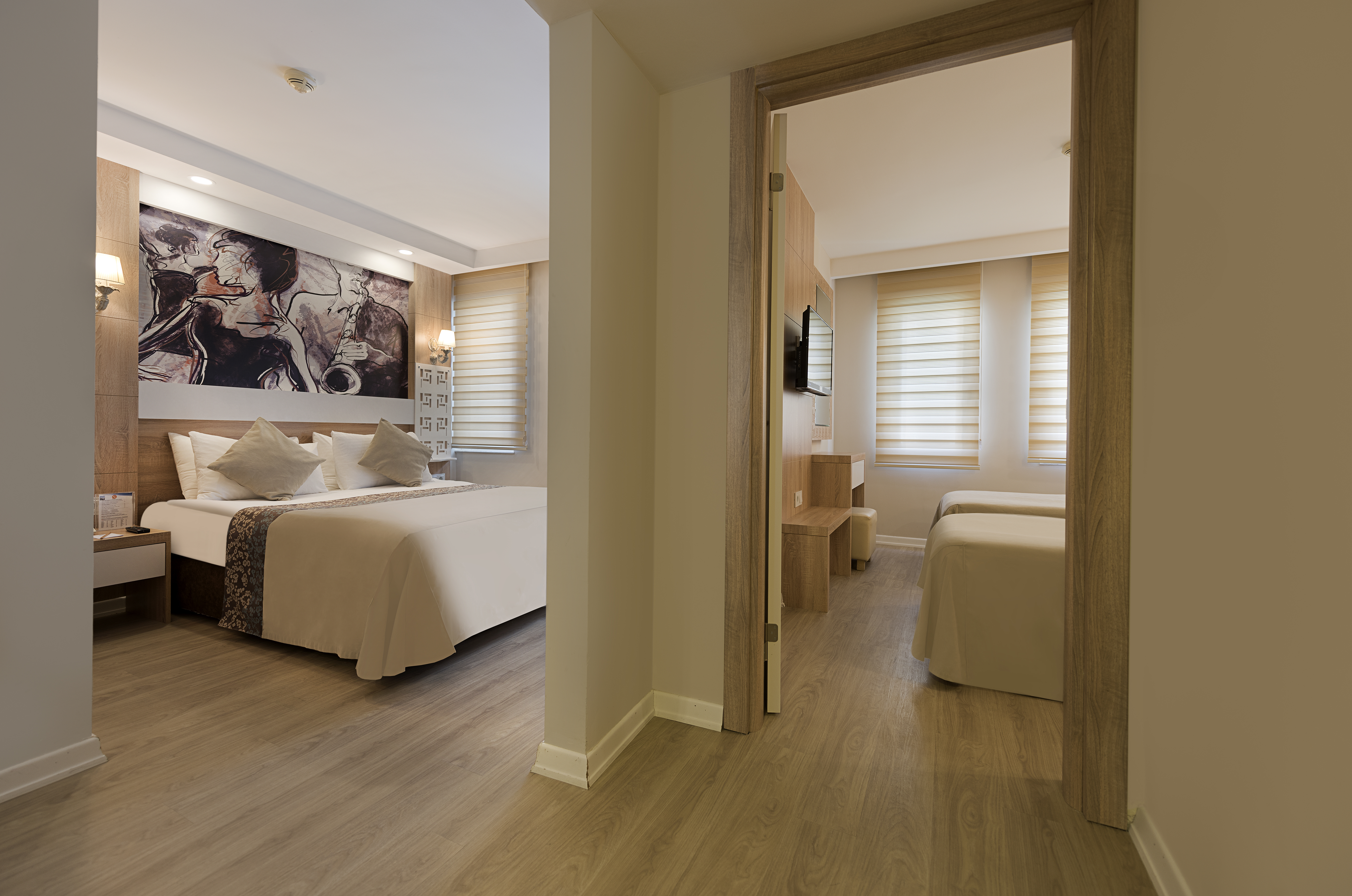 Family Room Land View