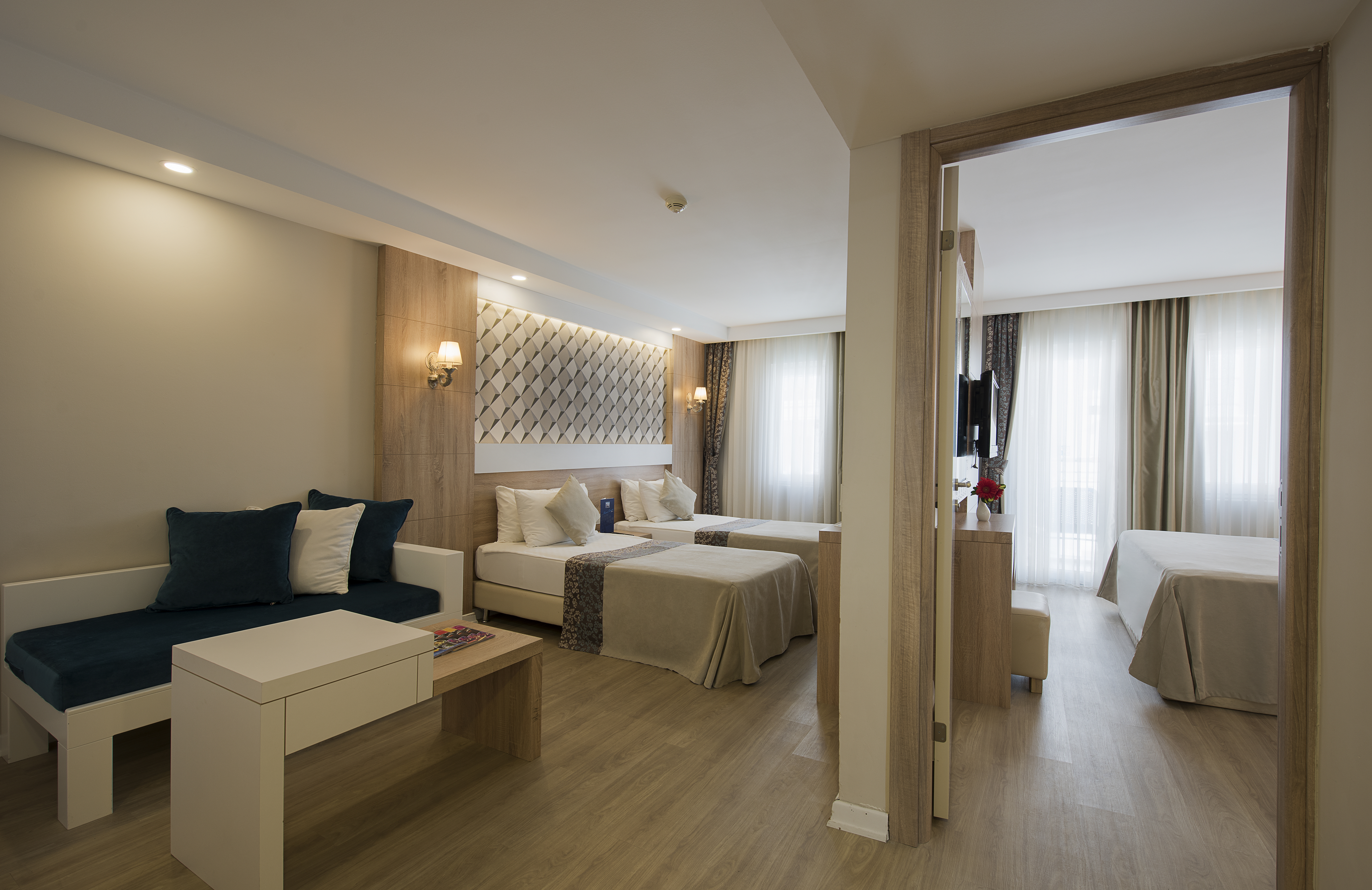 Family Room Land View