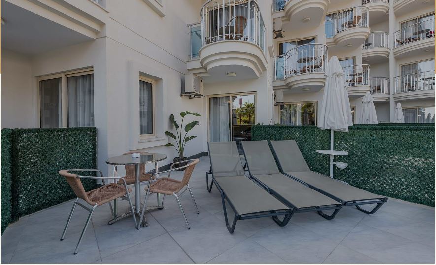 Double Single Premium with Views