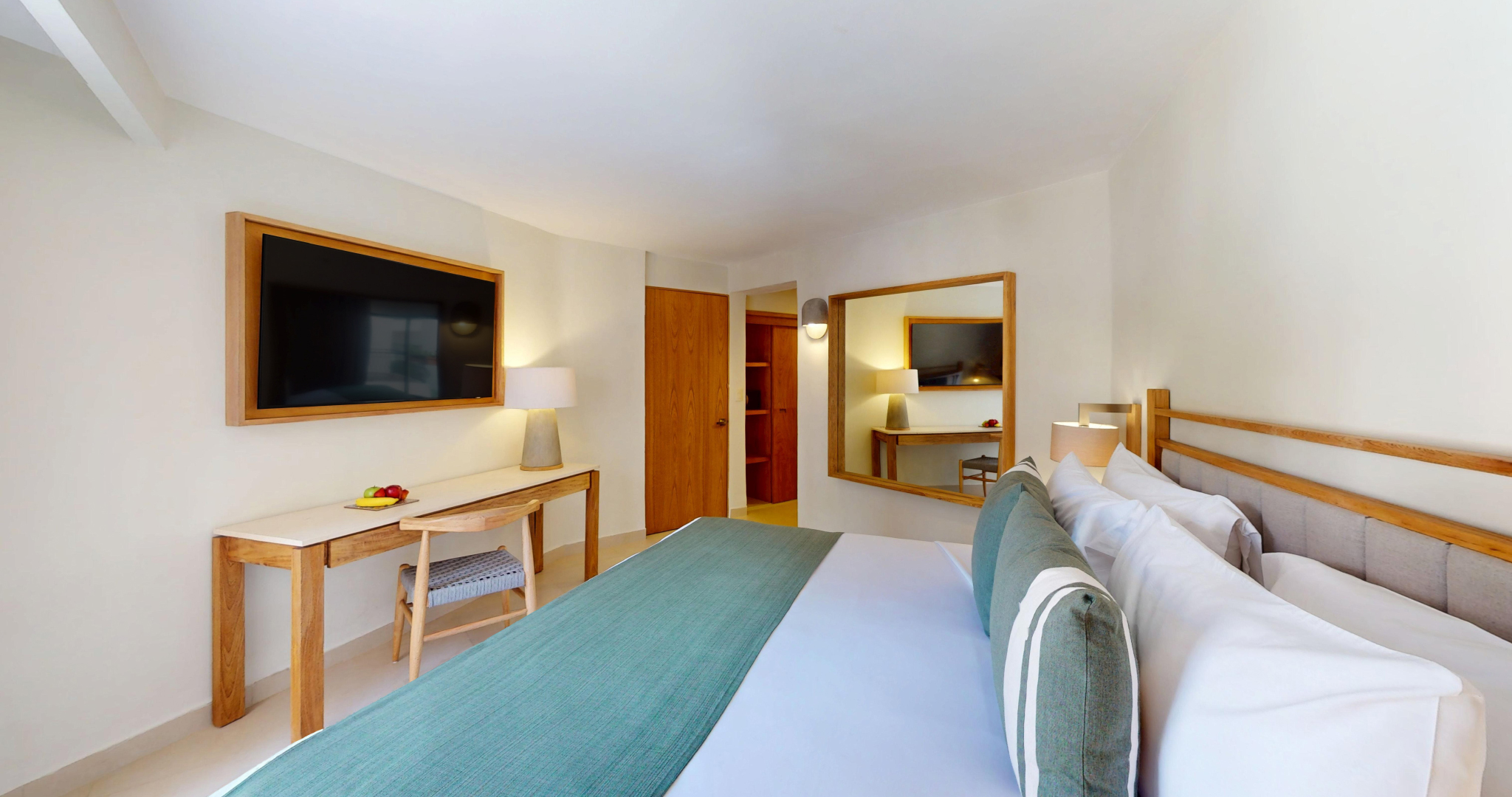 Double Deluxe Pool View