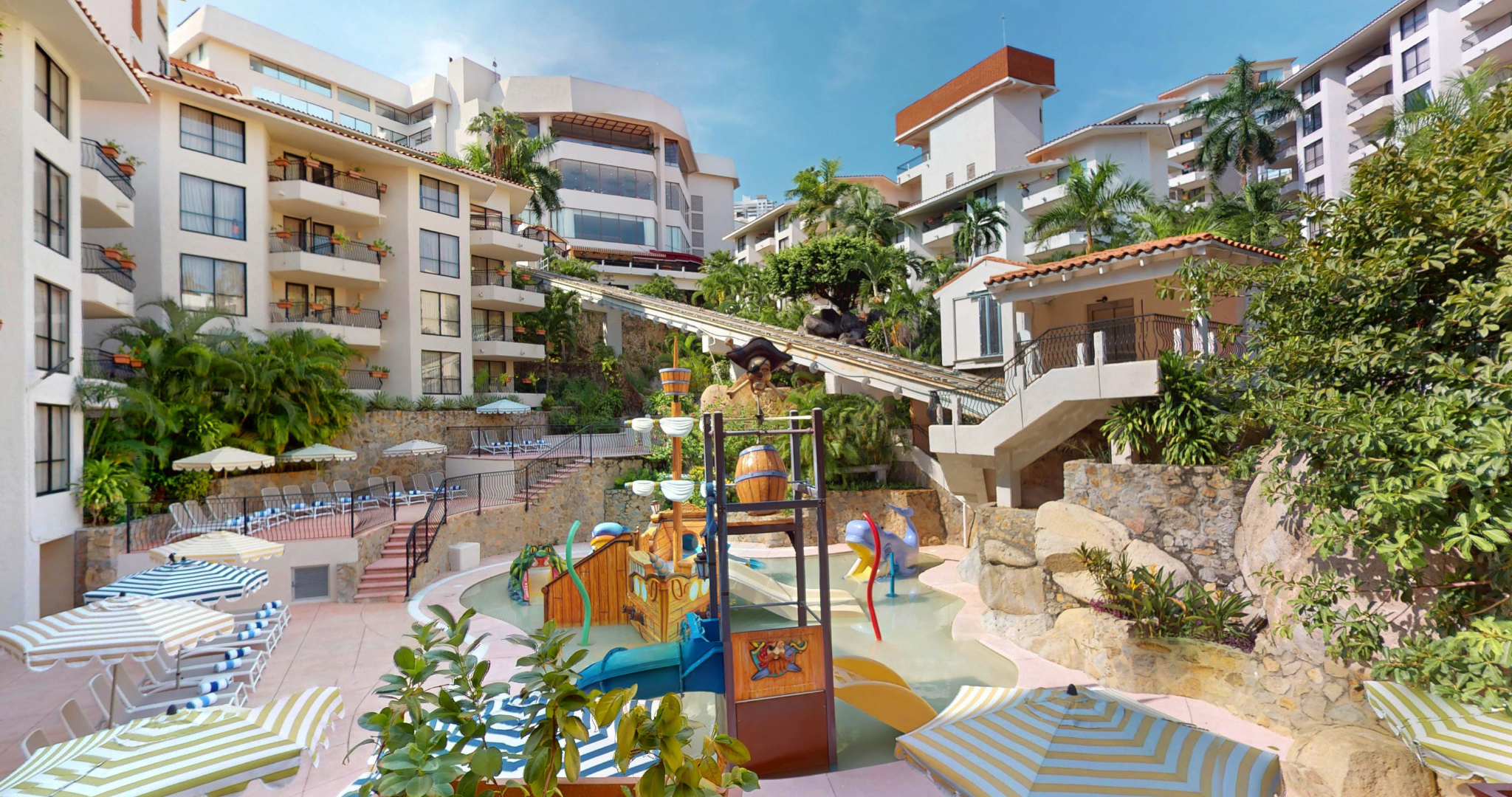 Double Deluxe Pool View