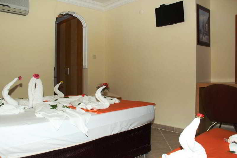 Family Room Connecting Room