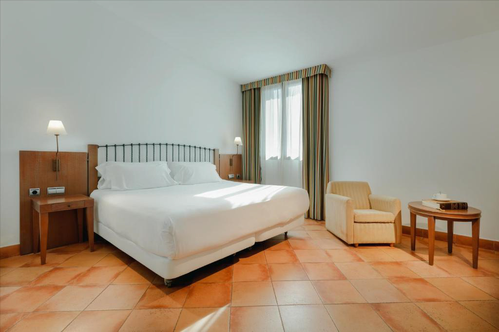 Double Single Superior