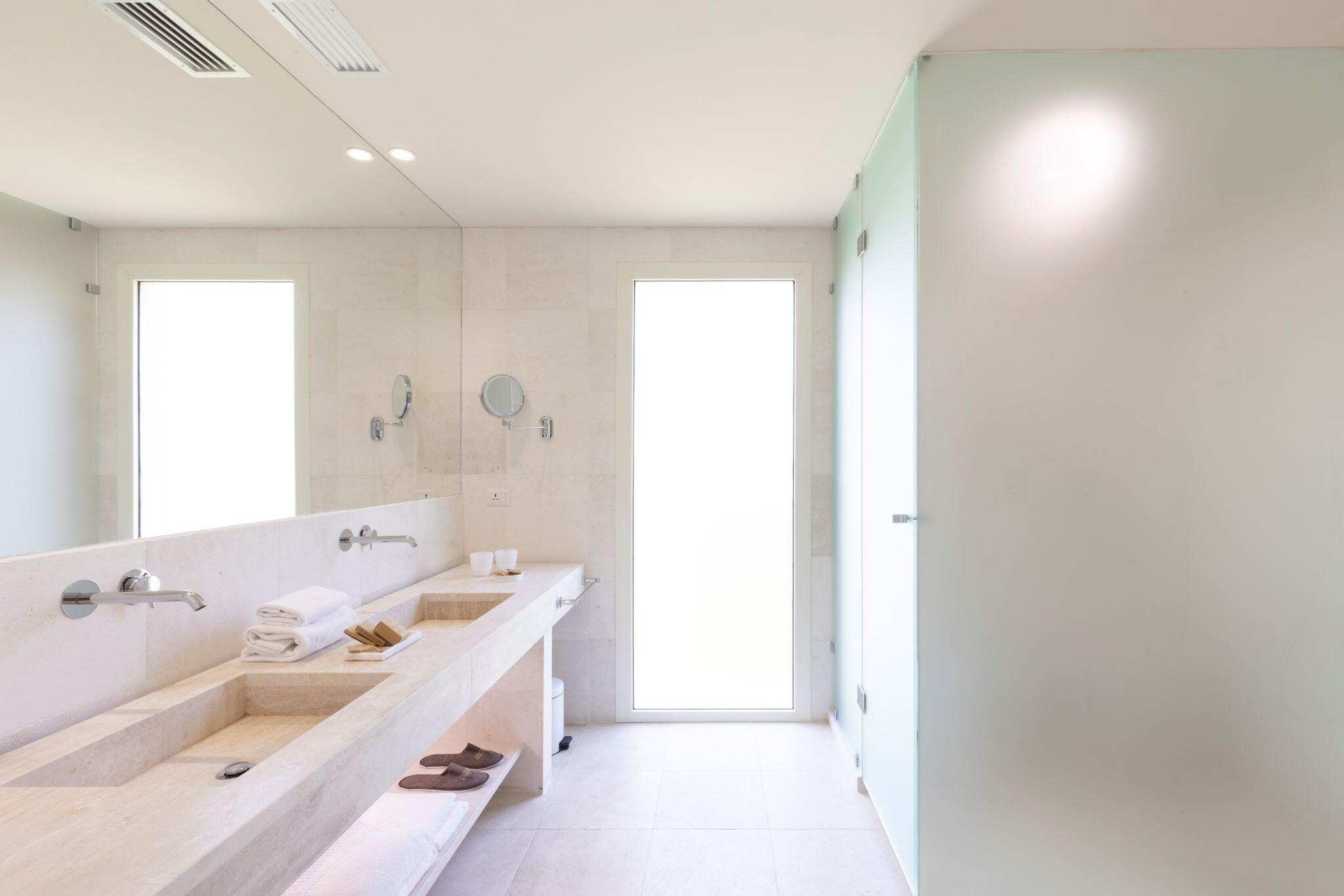 Family Room Three Beds