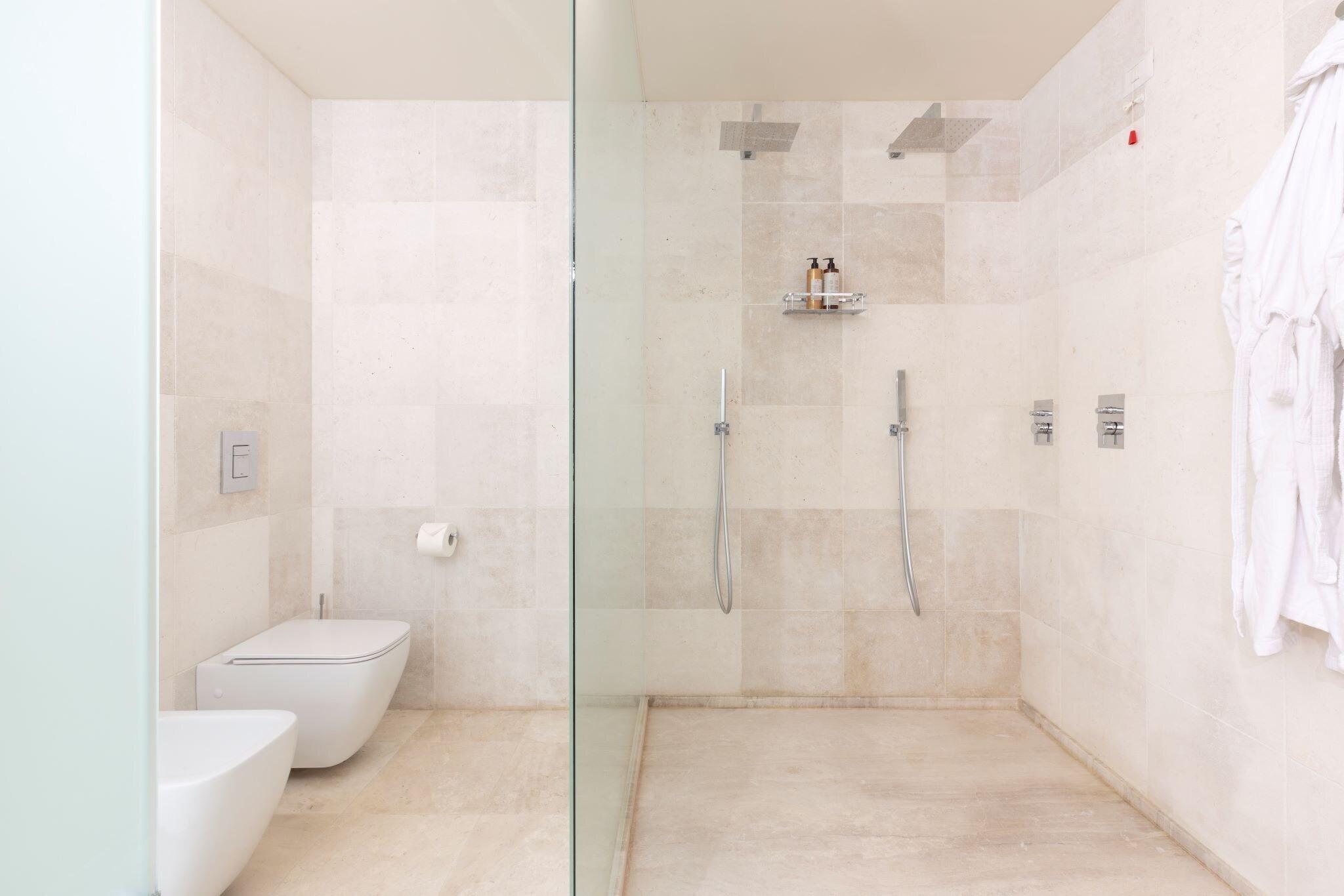 Family Room Three Beds