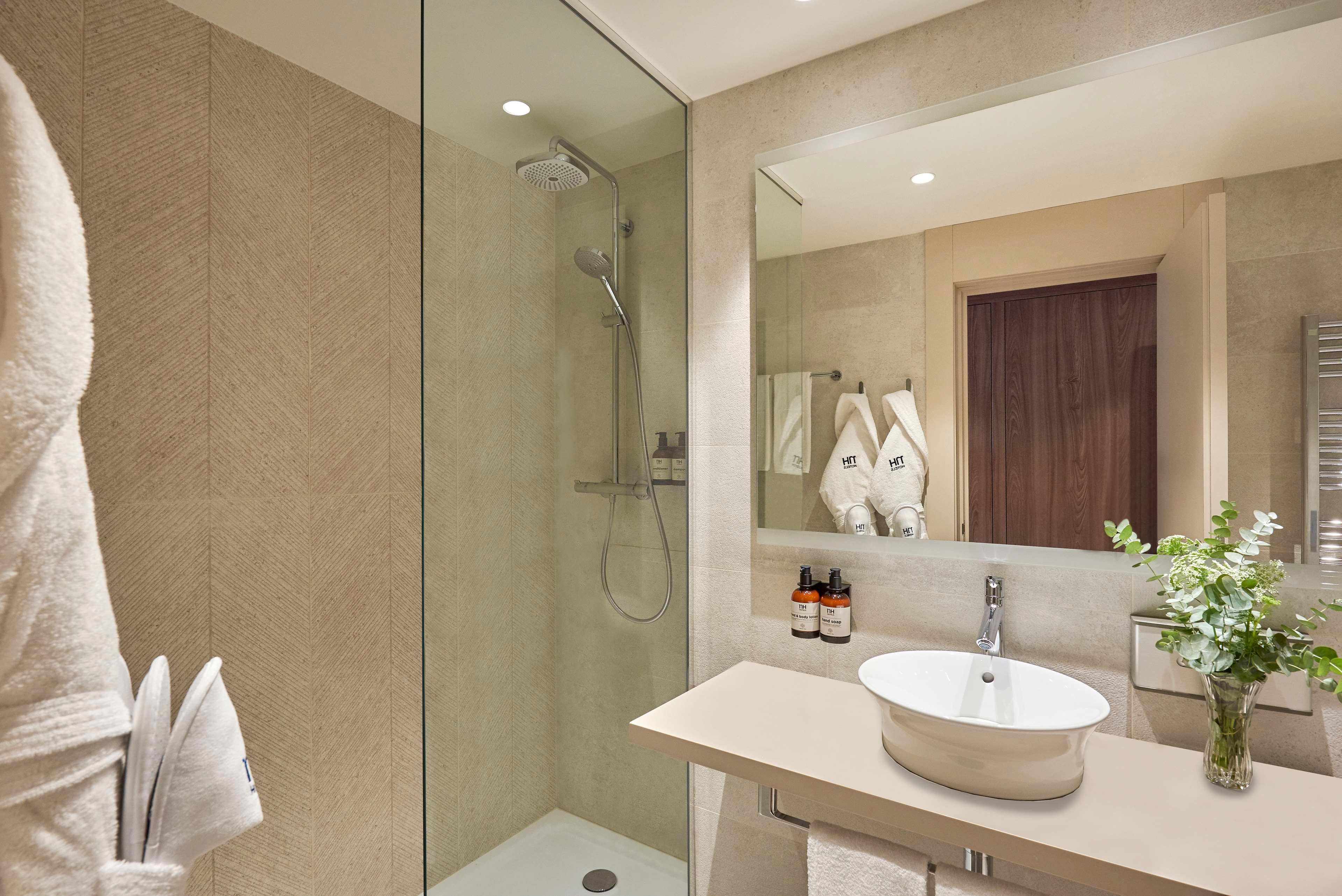 Junior Suite with Views