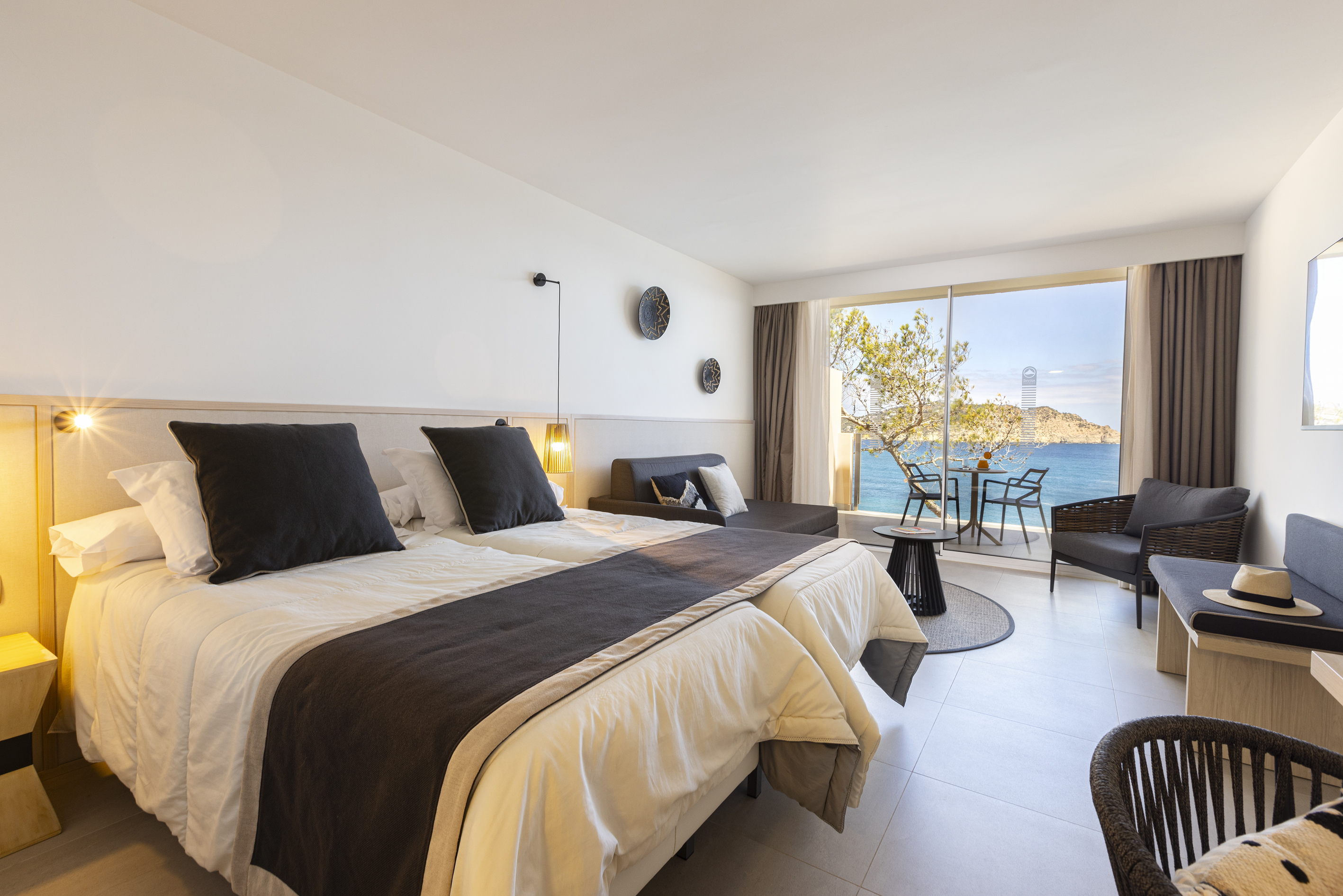 Family Room Sea View