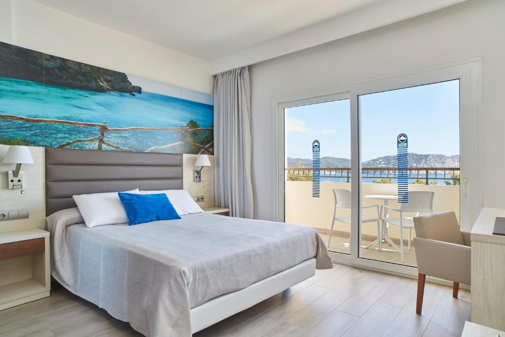 Double or Twin Superior Sea View