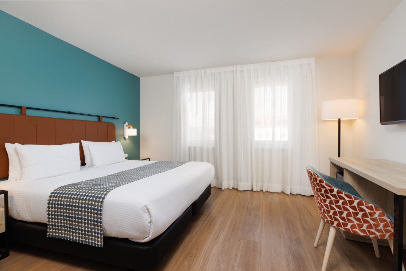 Double or Twin Standard