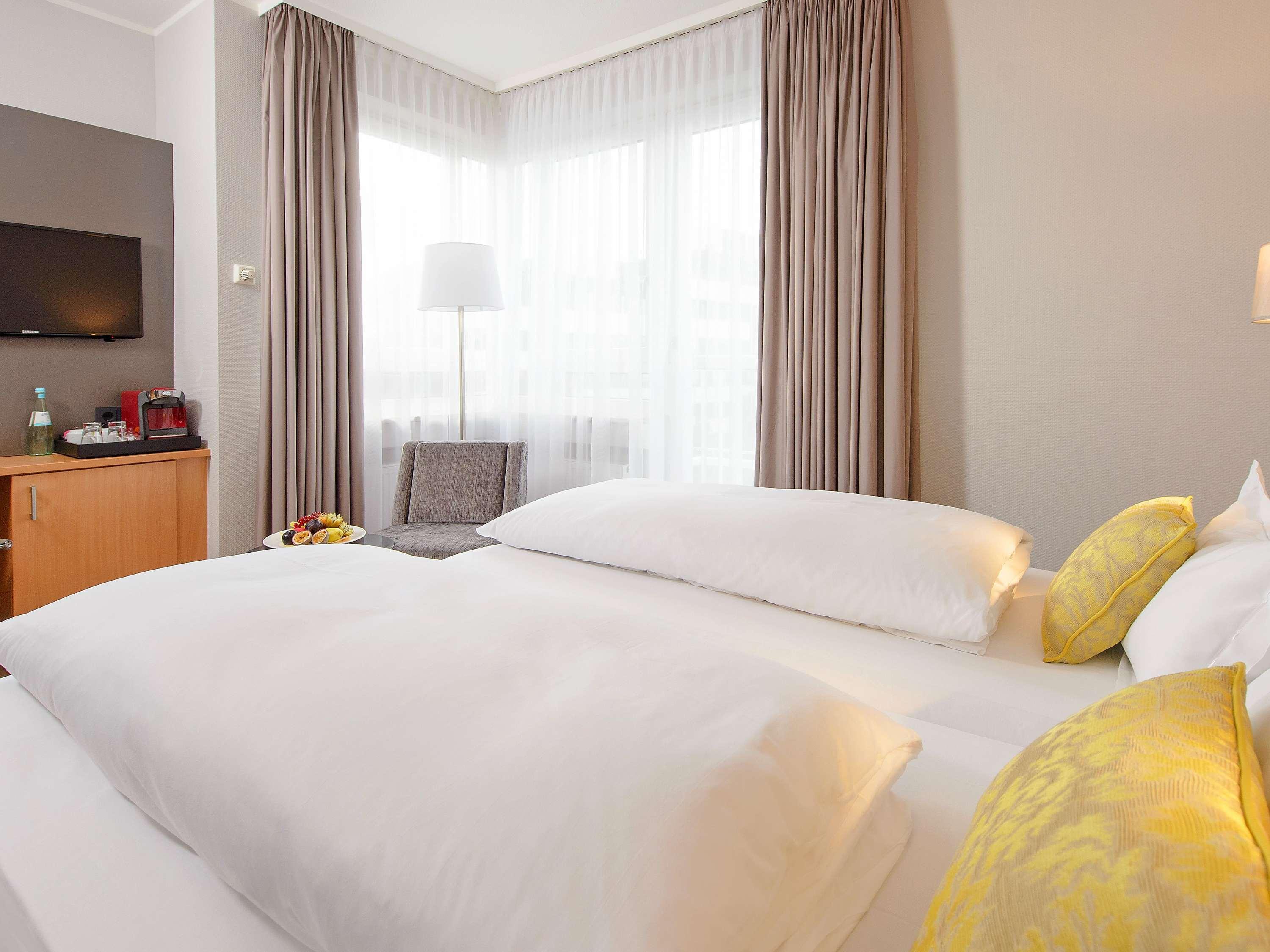 Double or Twin Standard