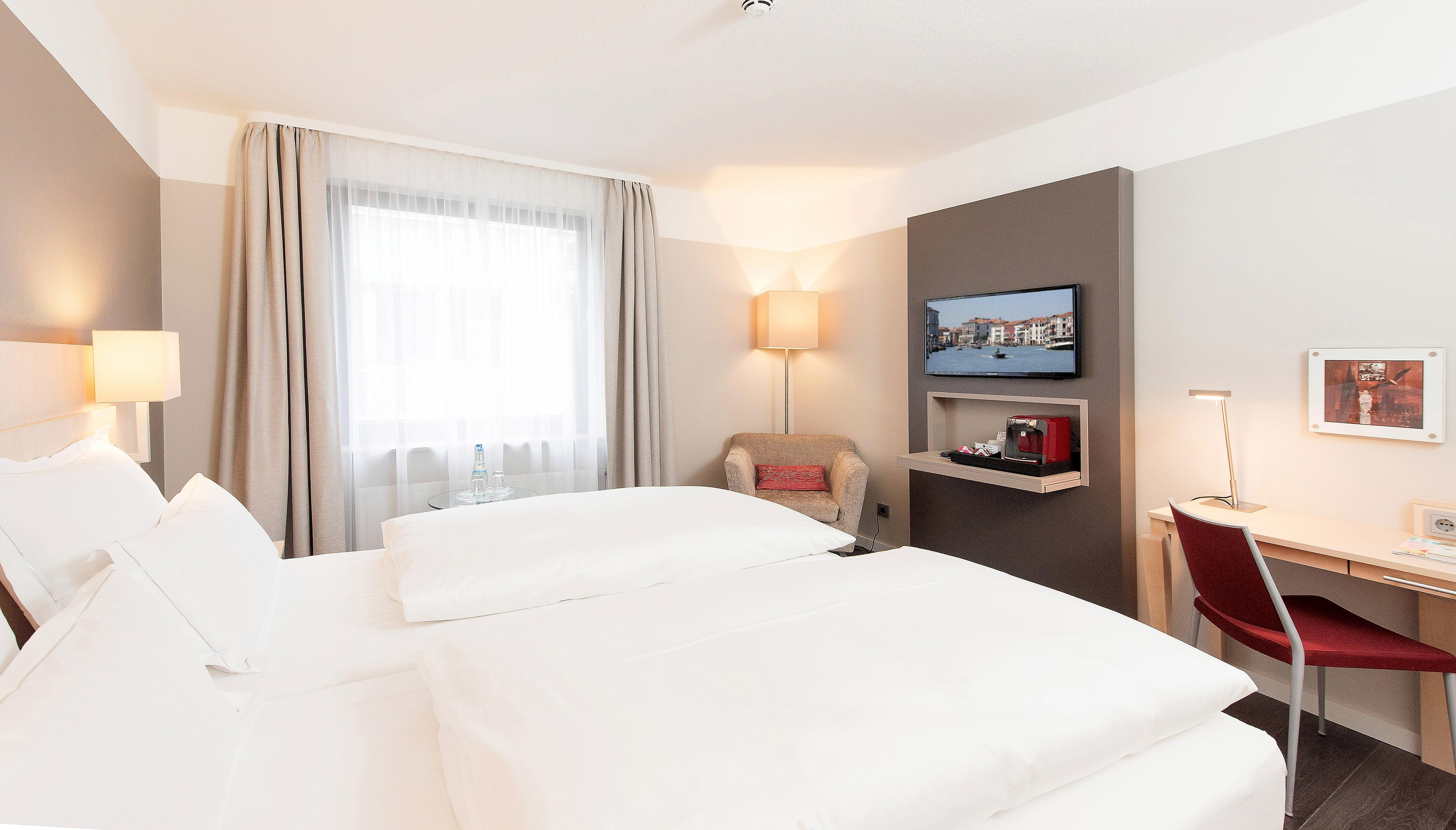 Double or Twin Standard