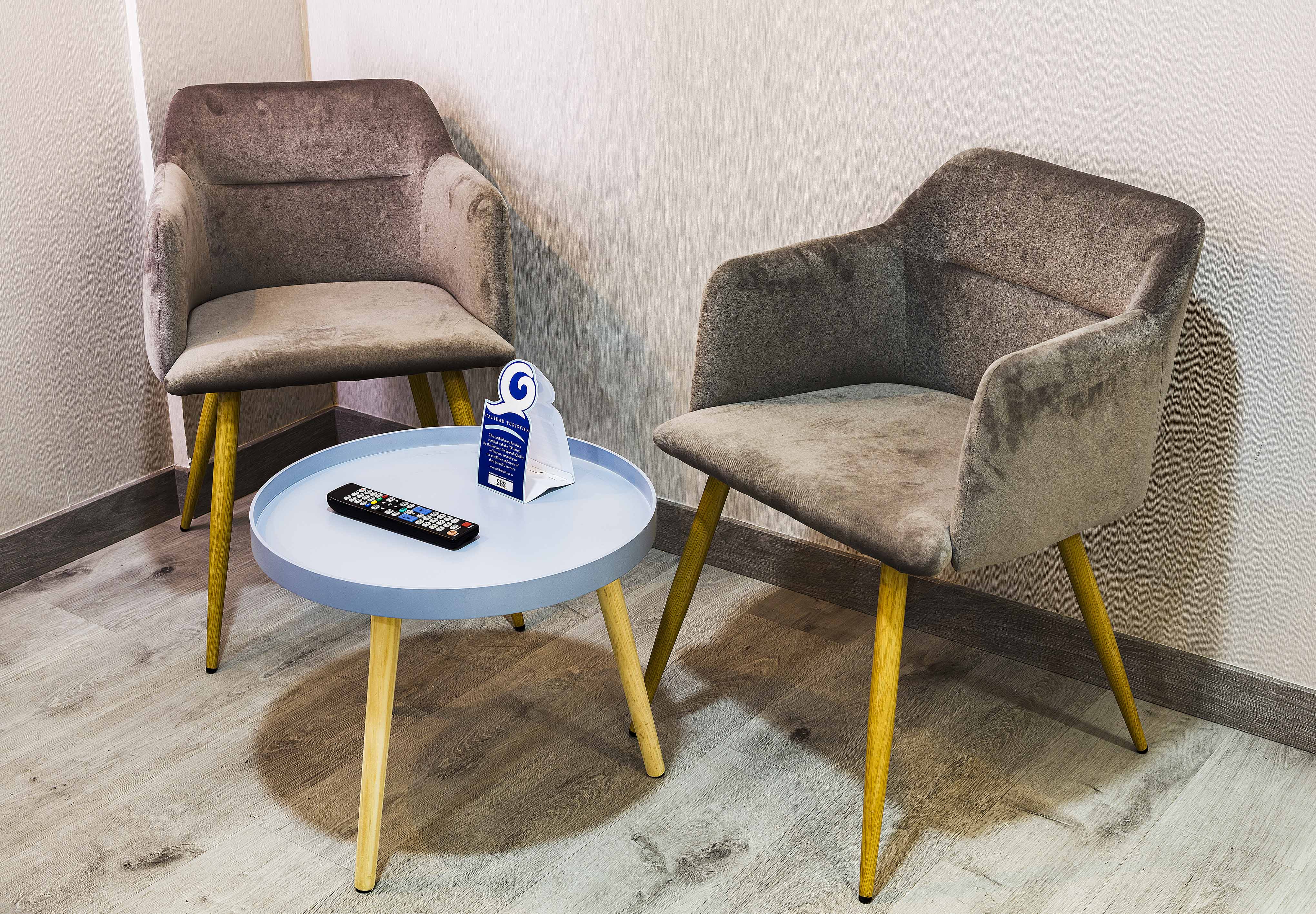 Family Room Capacity 3