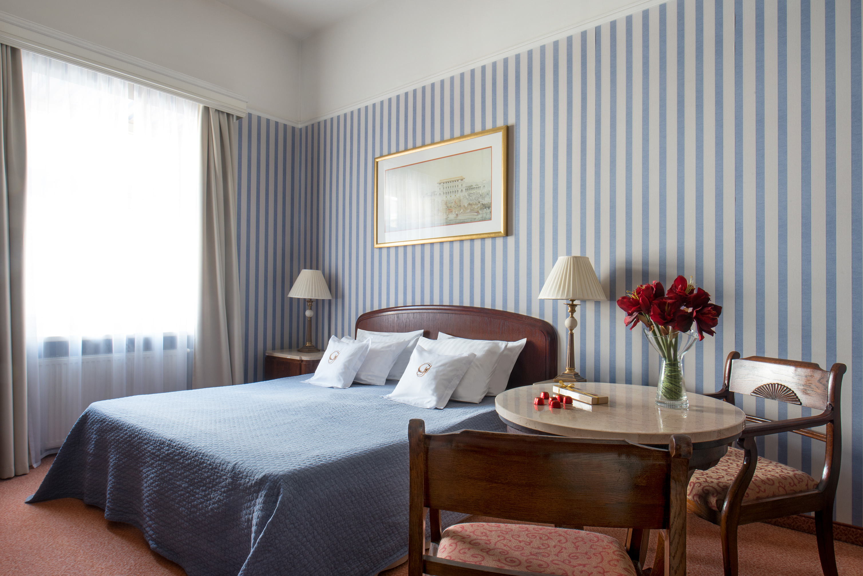 Double or Twin Standard