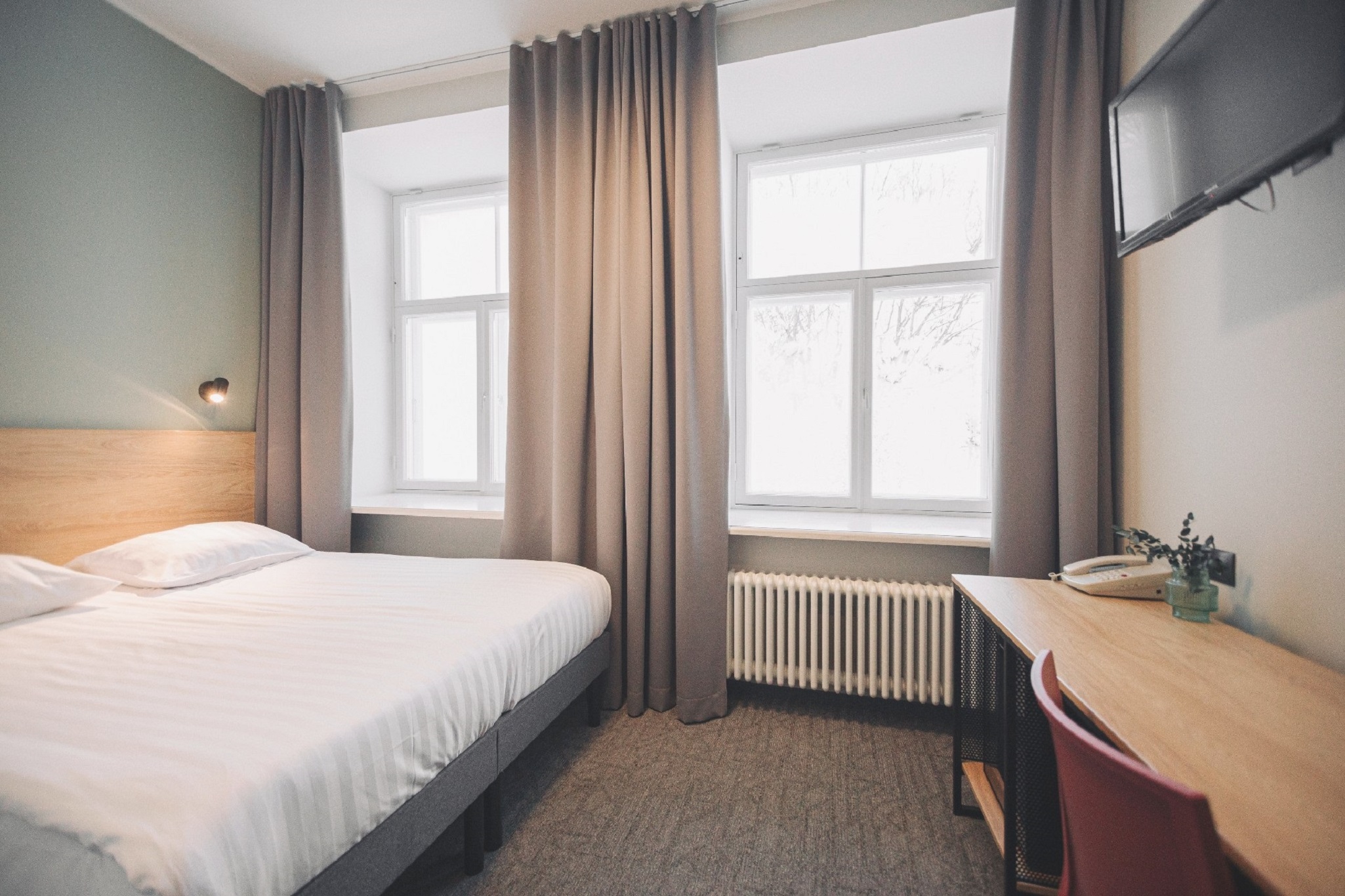 Double or Twin Standard