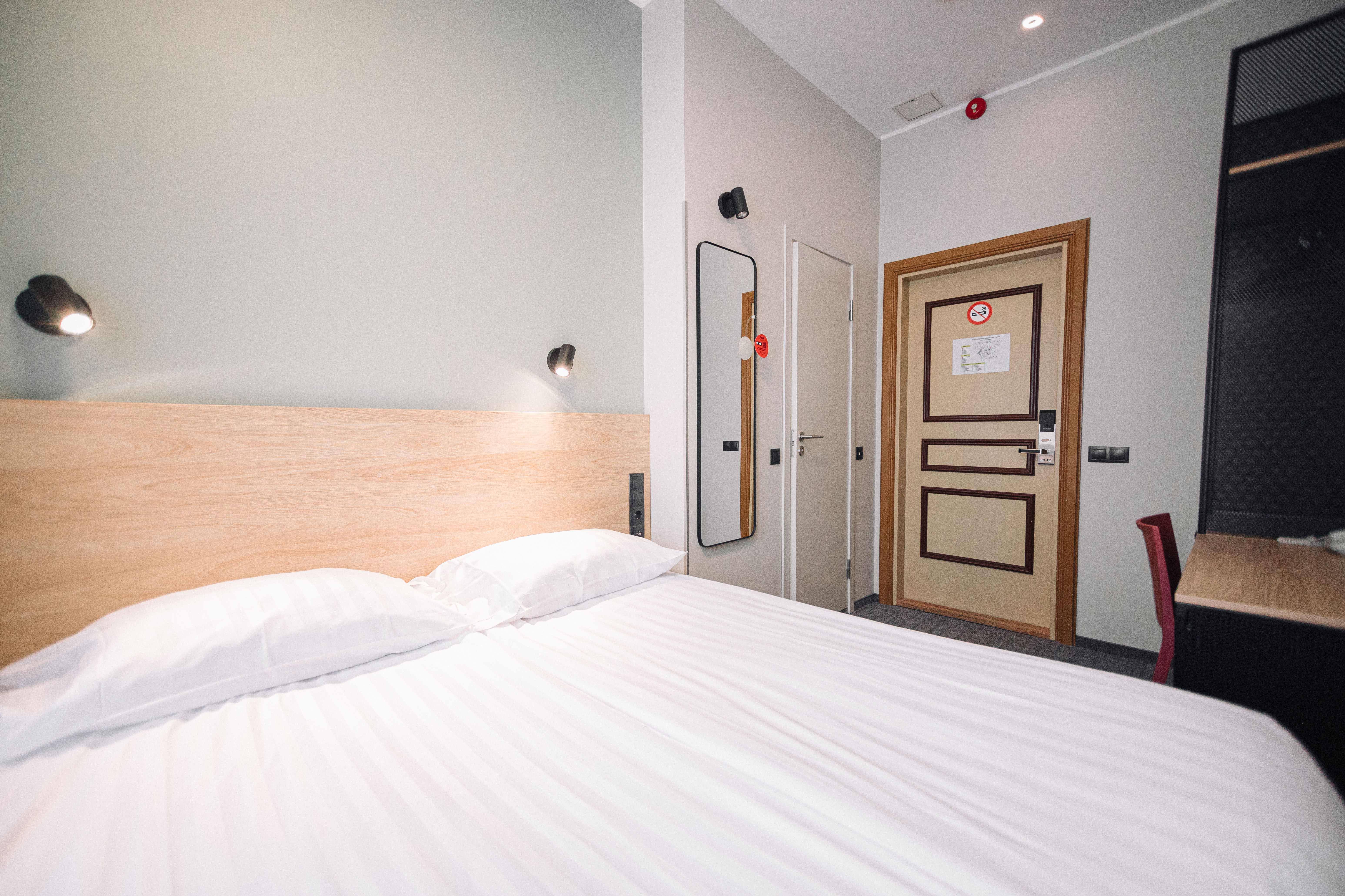 Double or Twin Standard