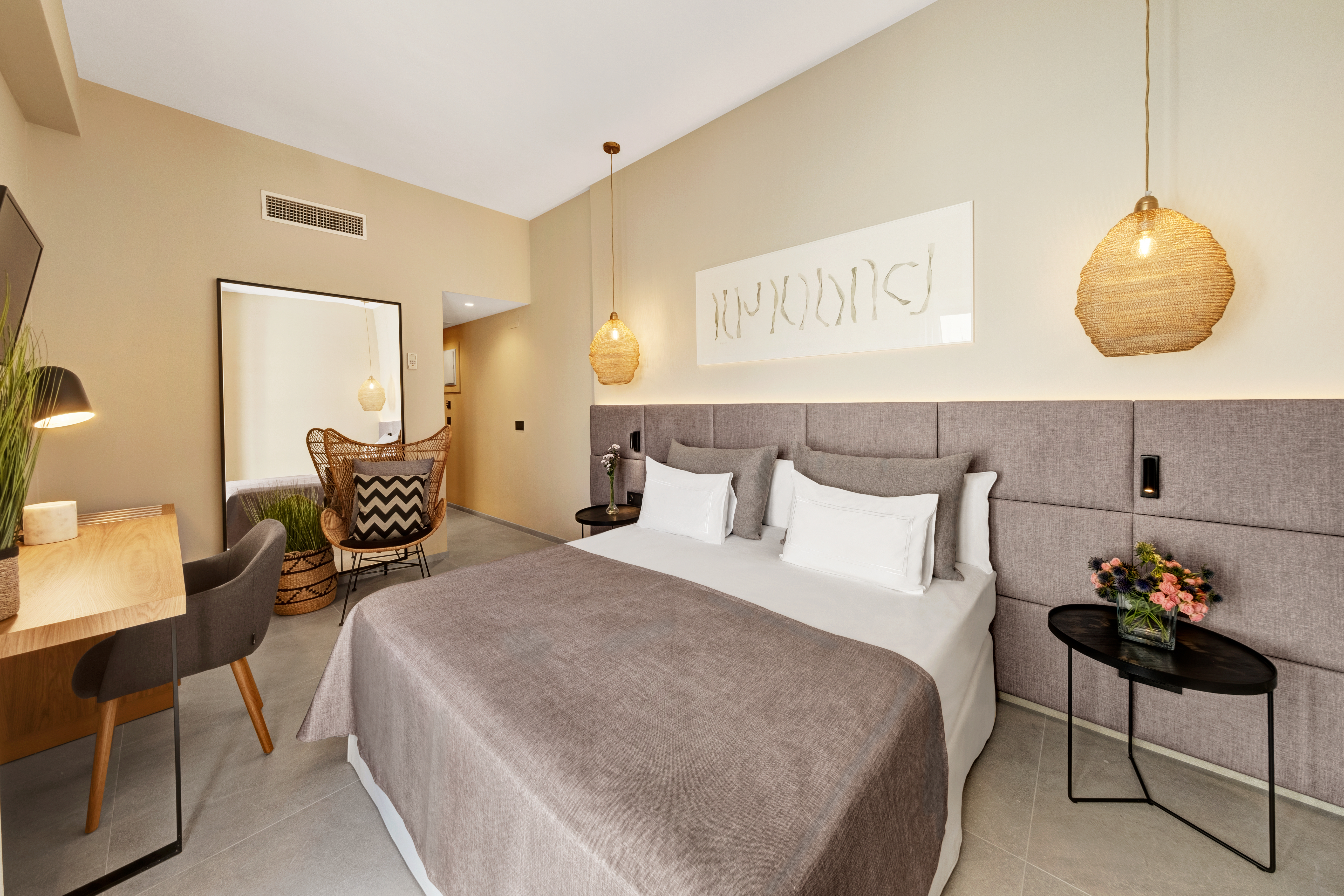 Double or Twin Standard