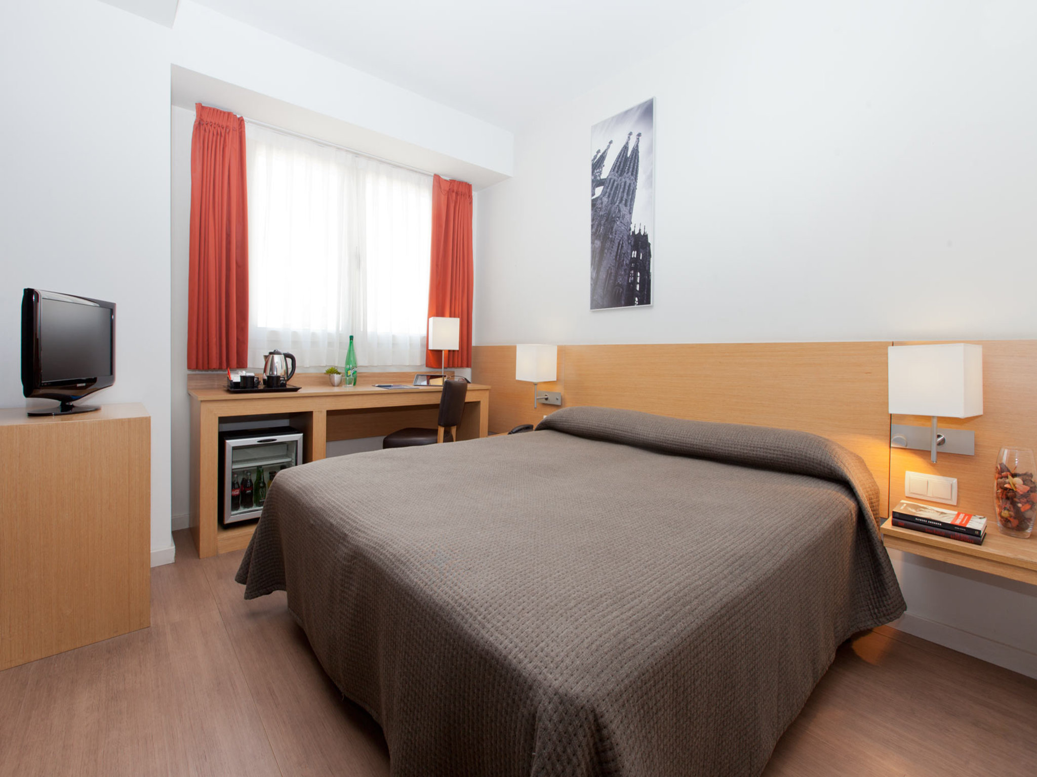 Double or Twin Standard