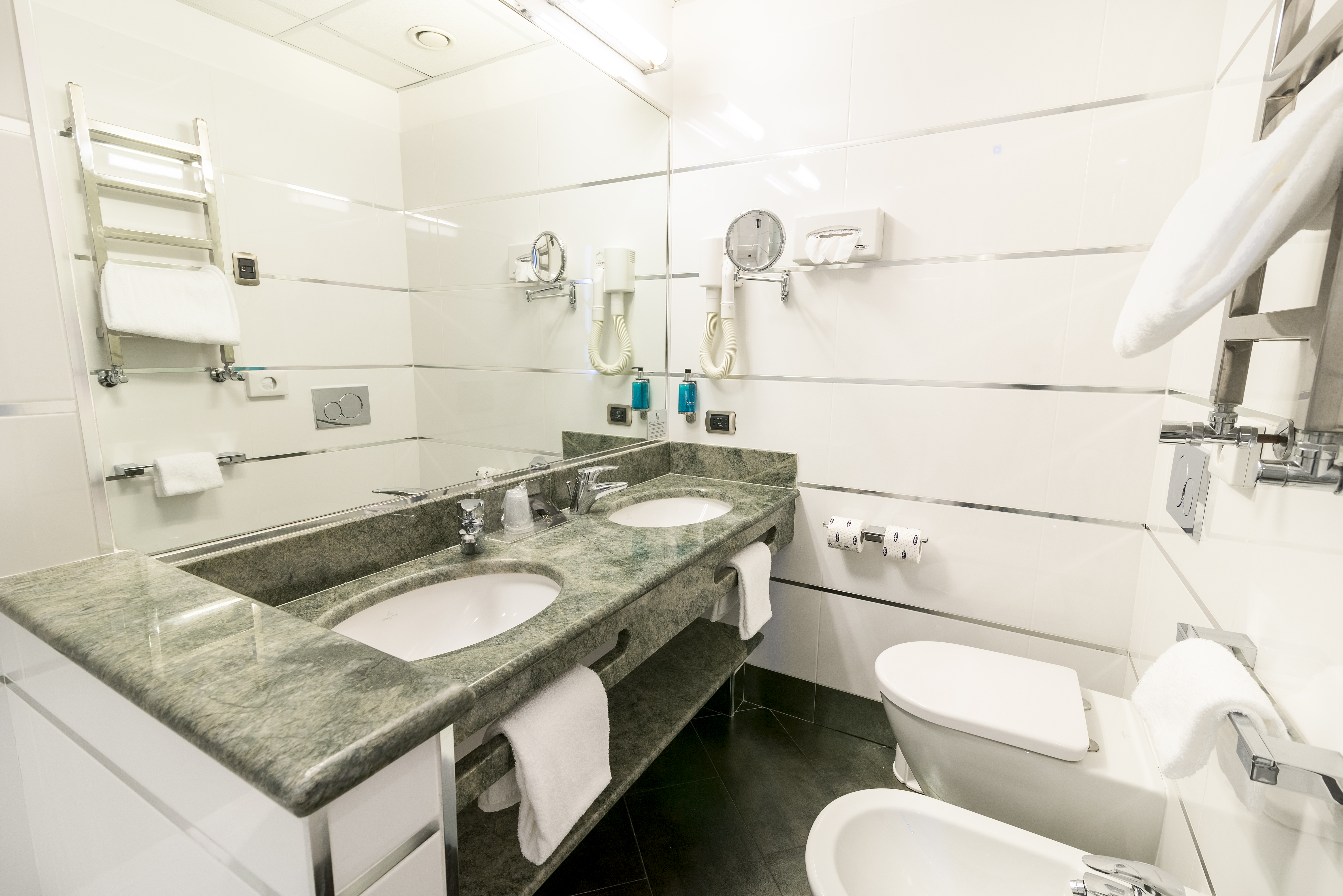 Double or Twin Standard