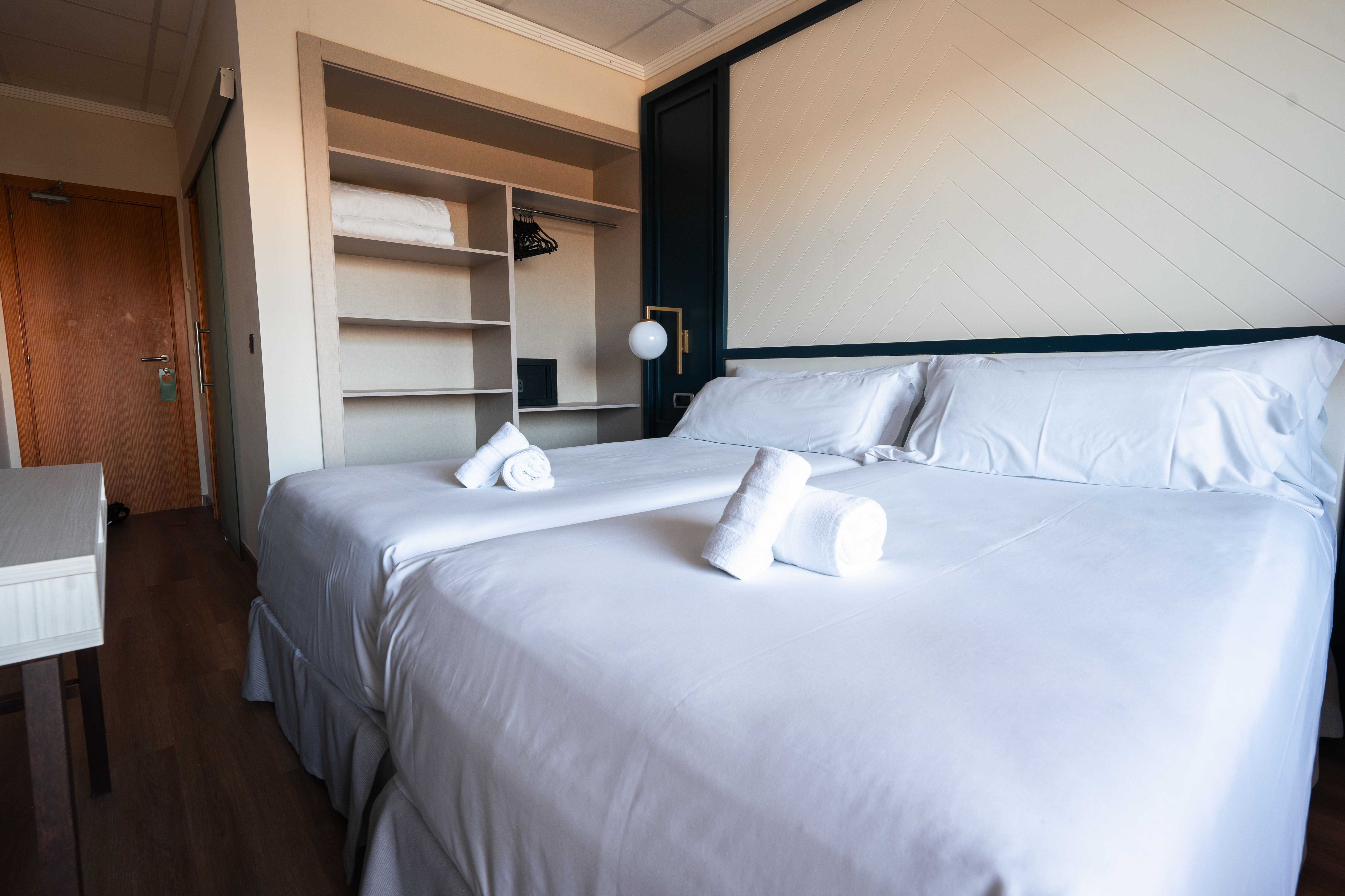 Double or Twin Superior