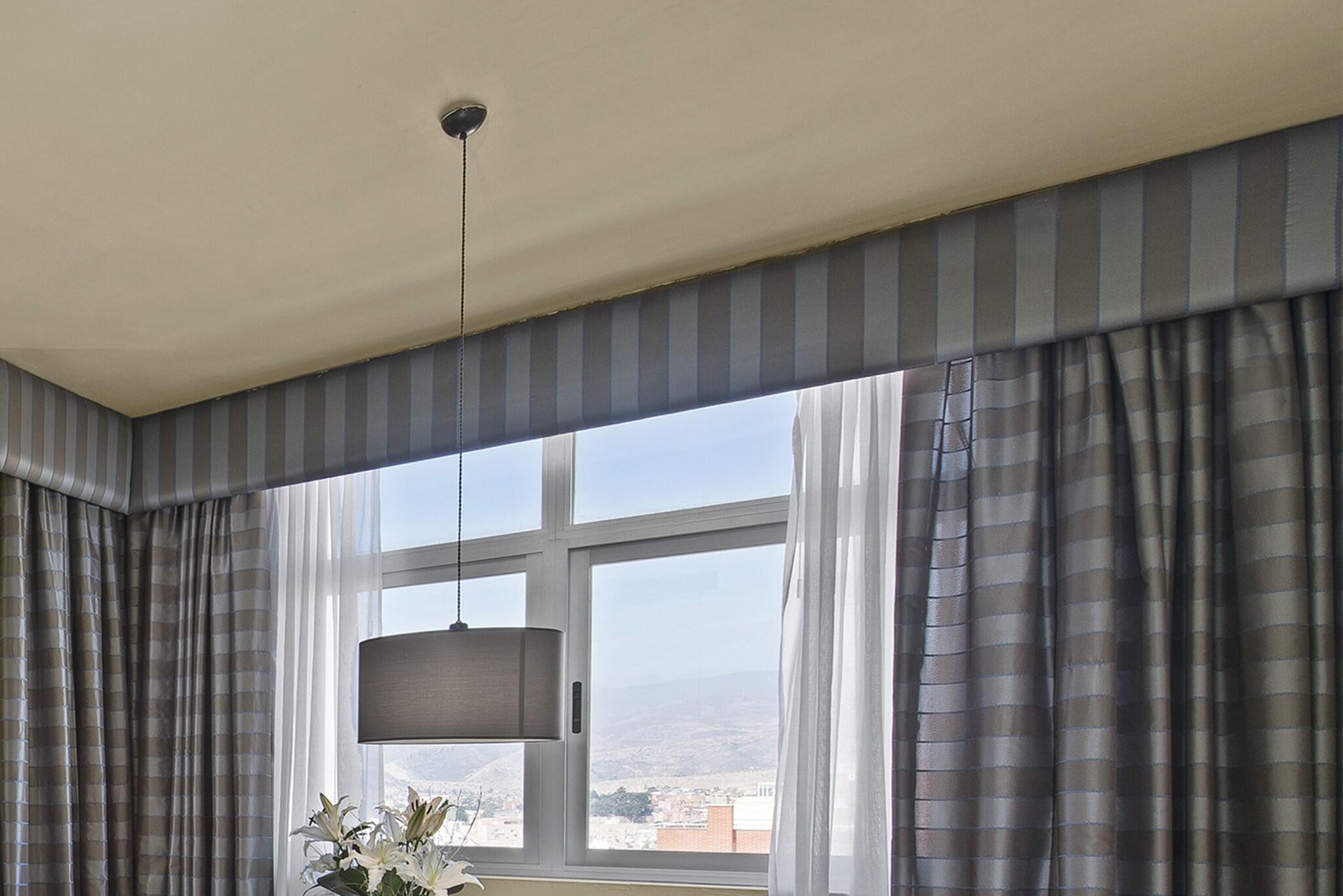 Double Single Executive