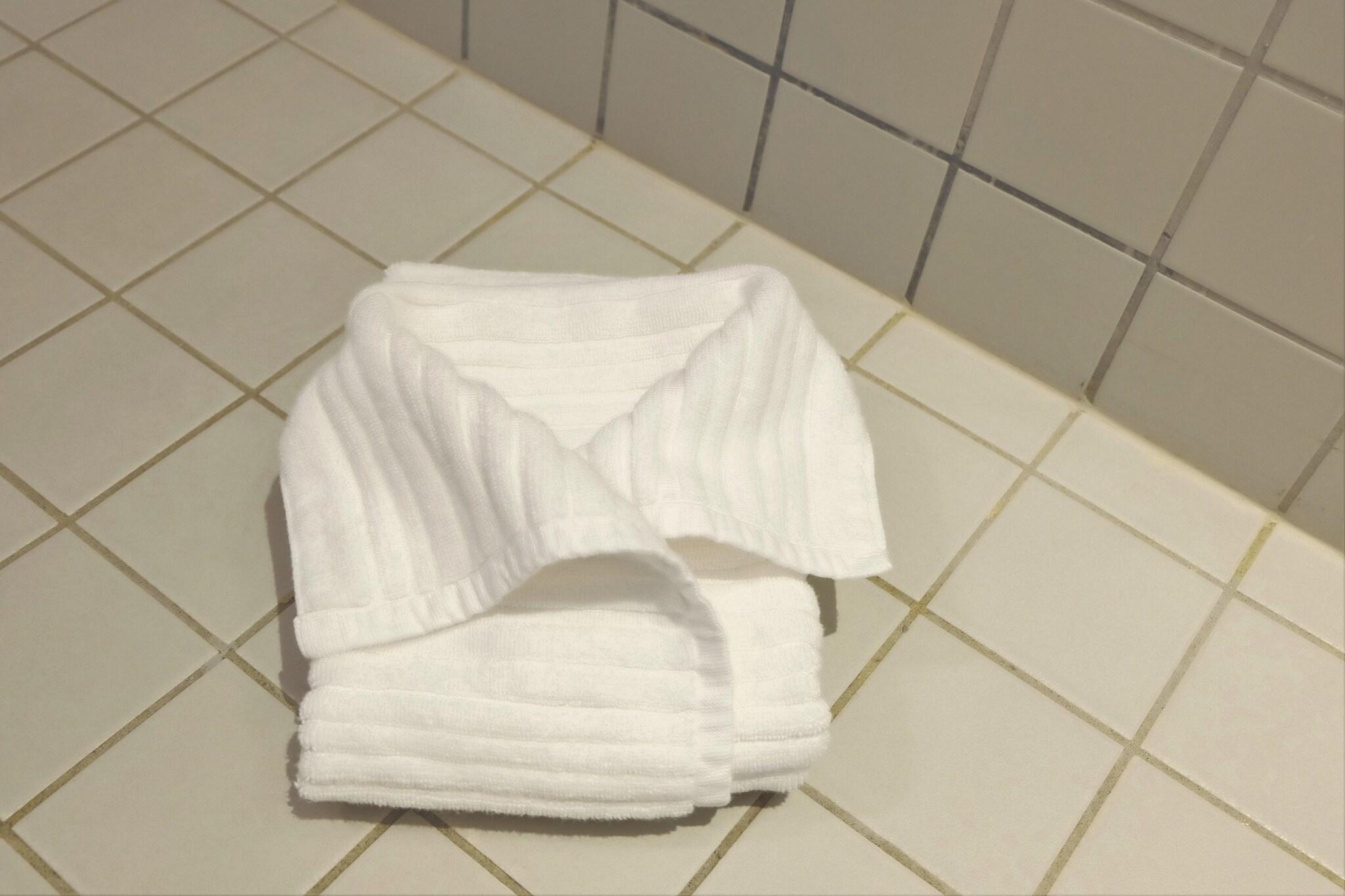 Double Classic Queen Bed