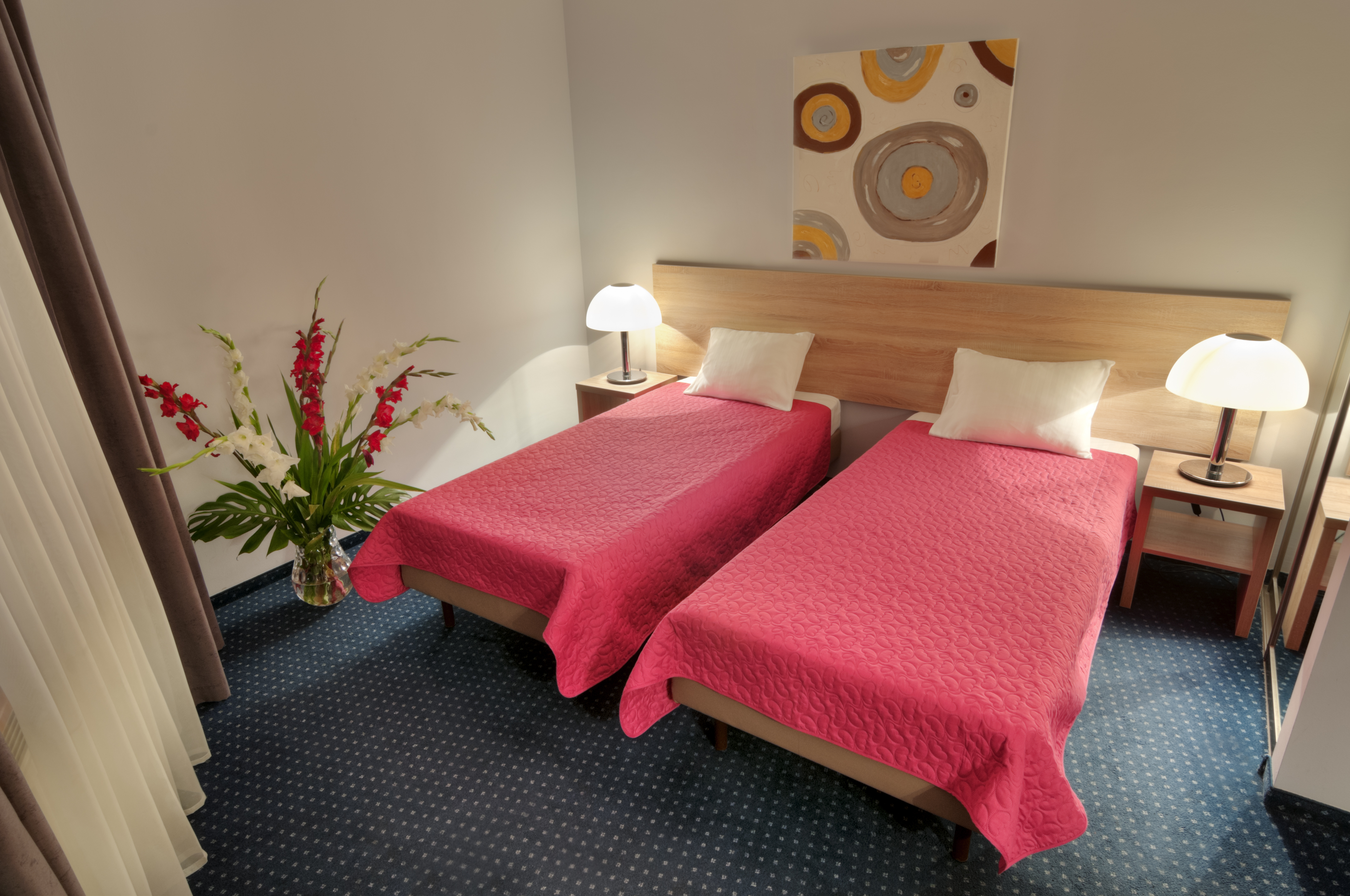 Double or Twin Standard