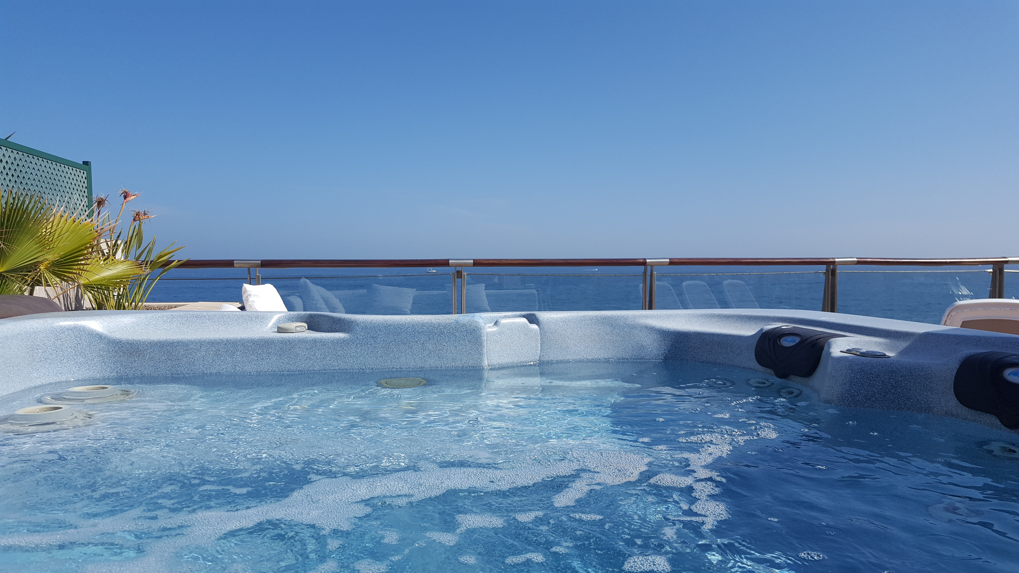 Junior Suite Deluxe Capacity 2