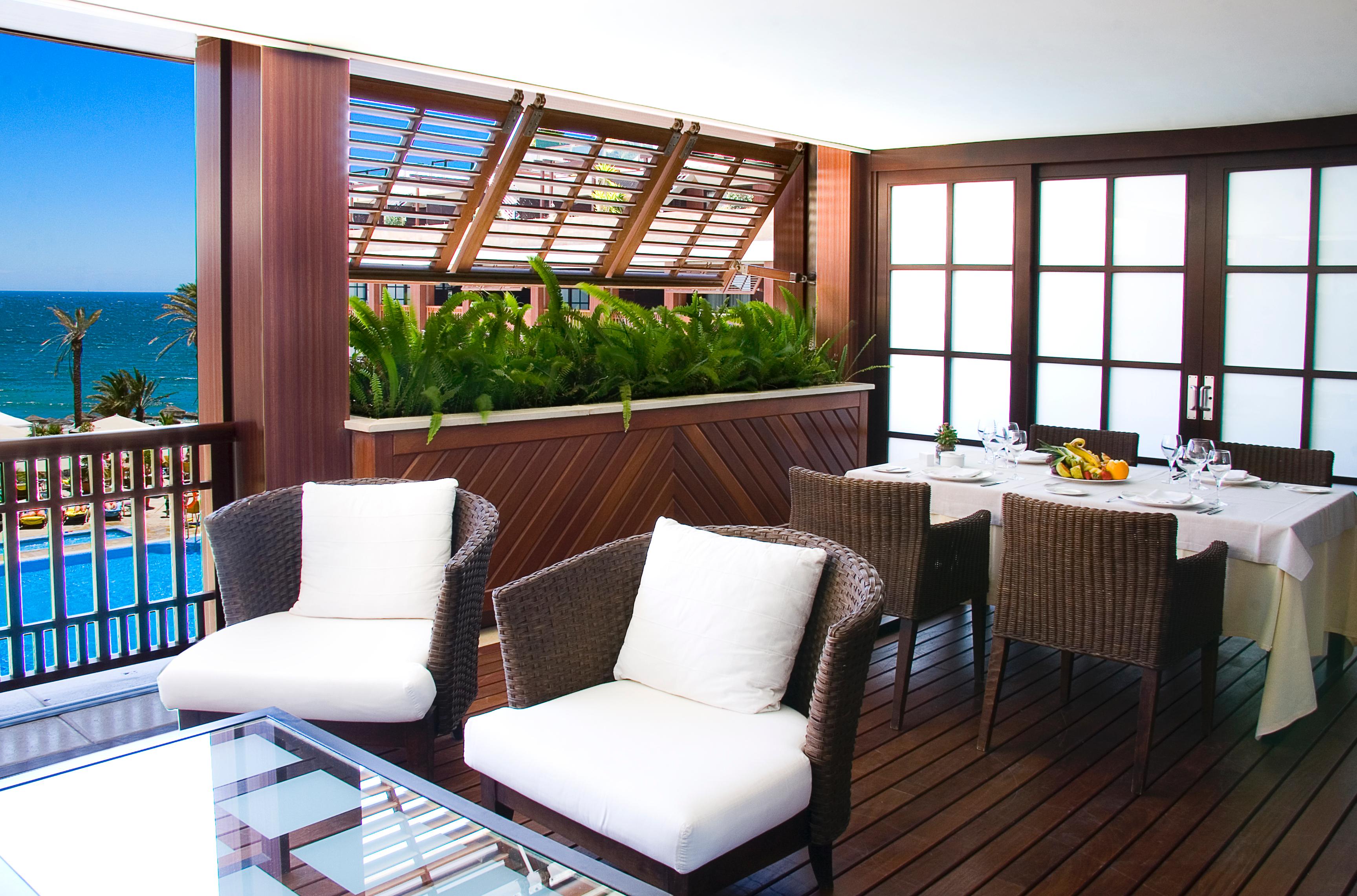 Family Room Superior