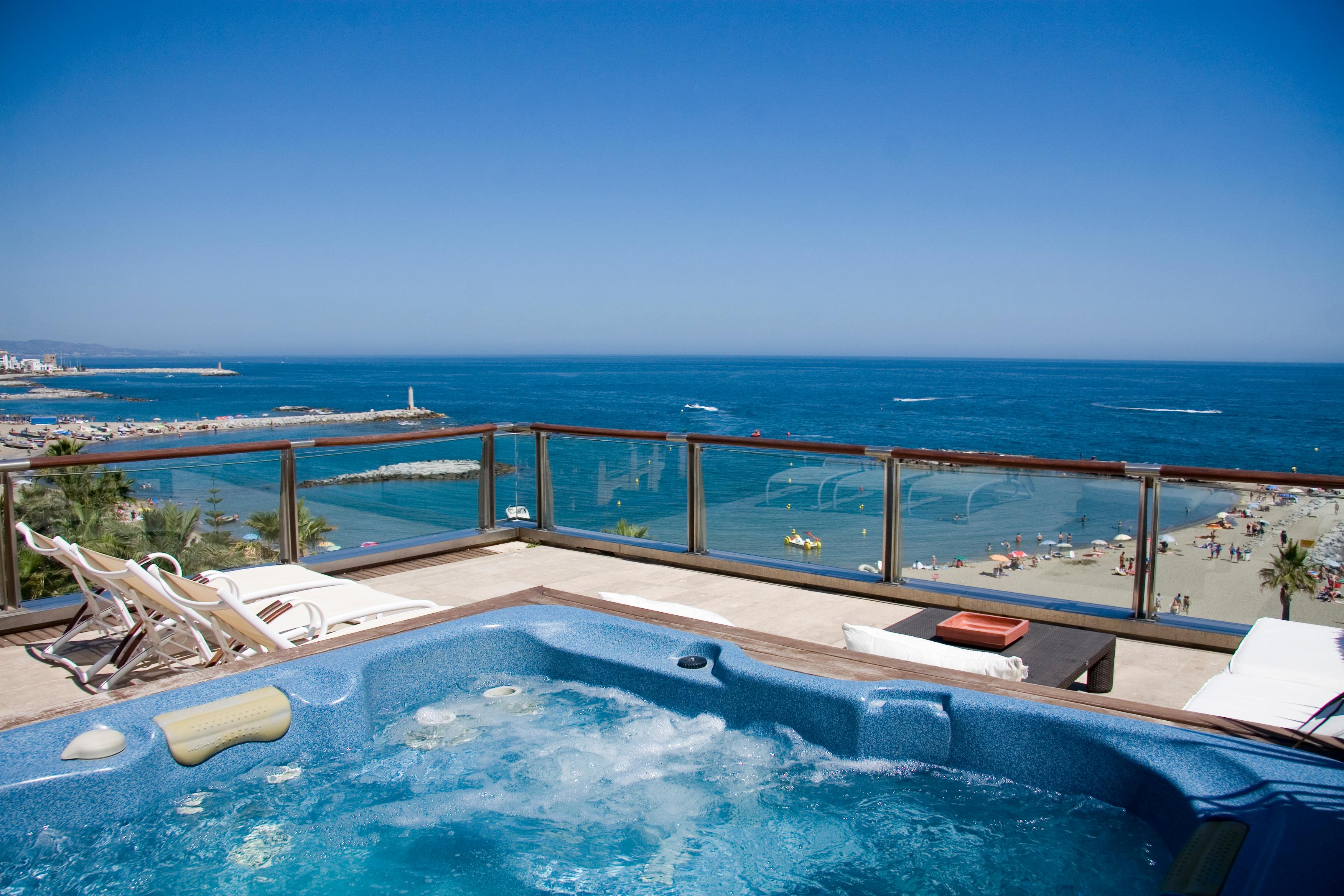 Junior Suite Deluxe with Jacuzzi