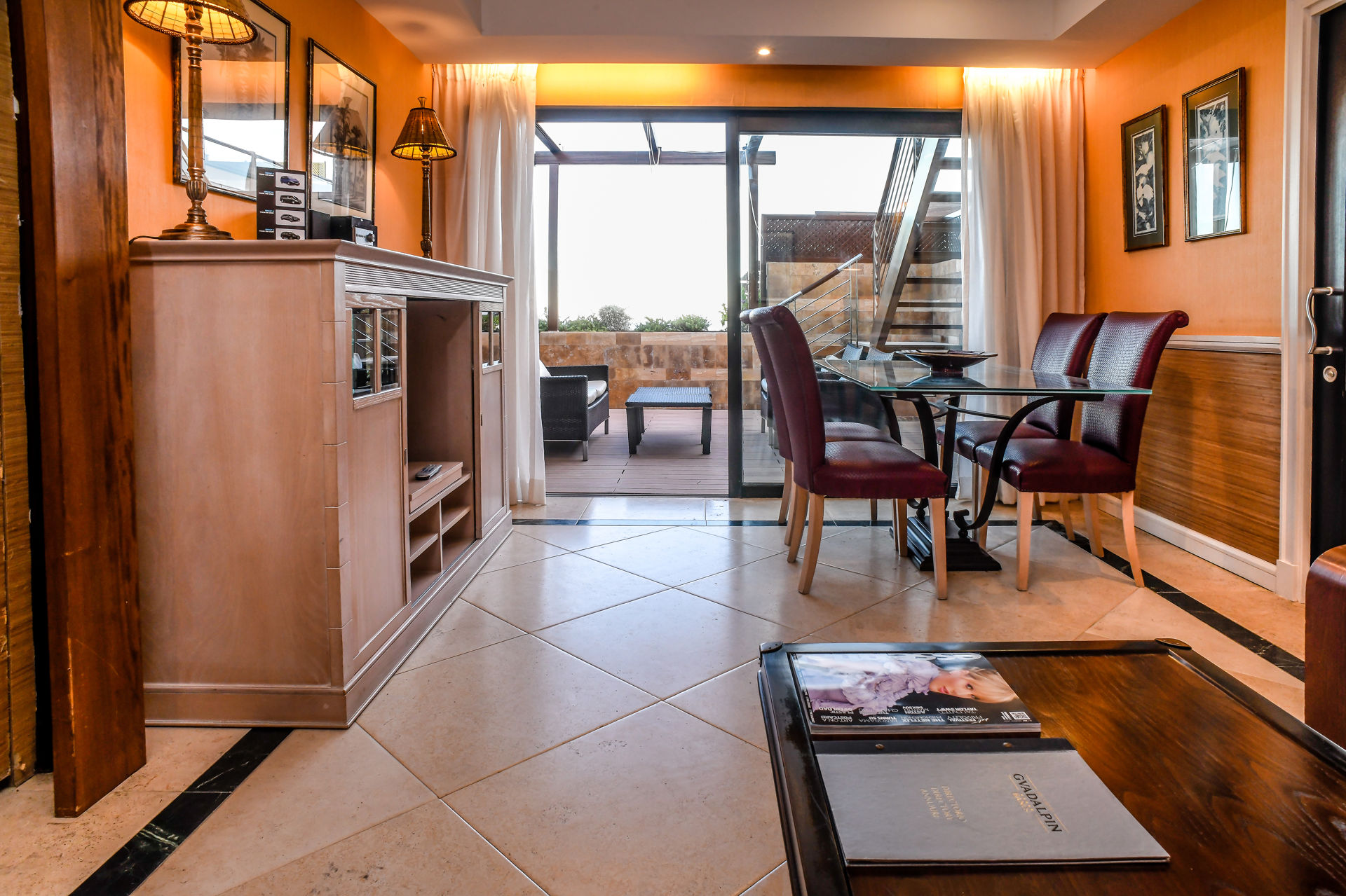 Junior Suite Deluxe Capacity 2