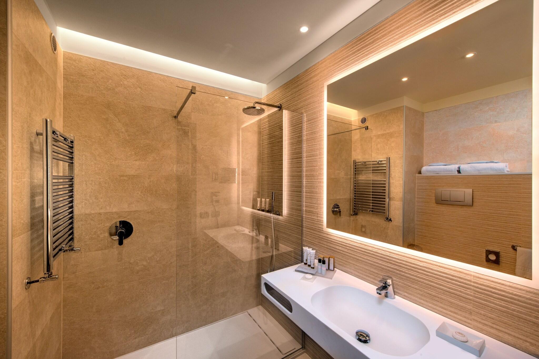 Double King Size Bed