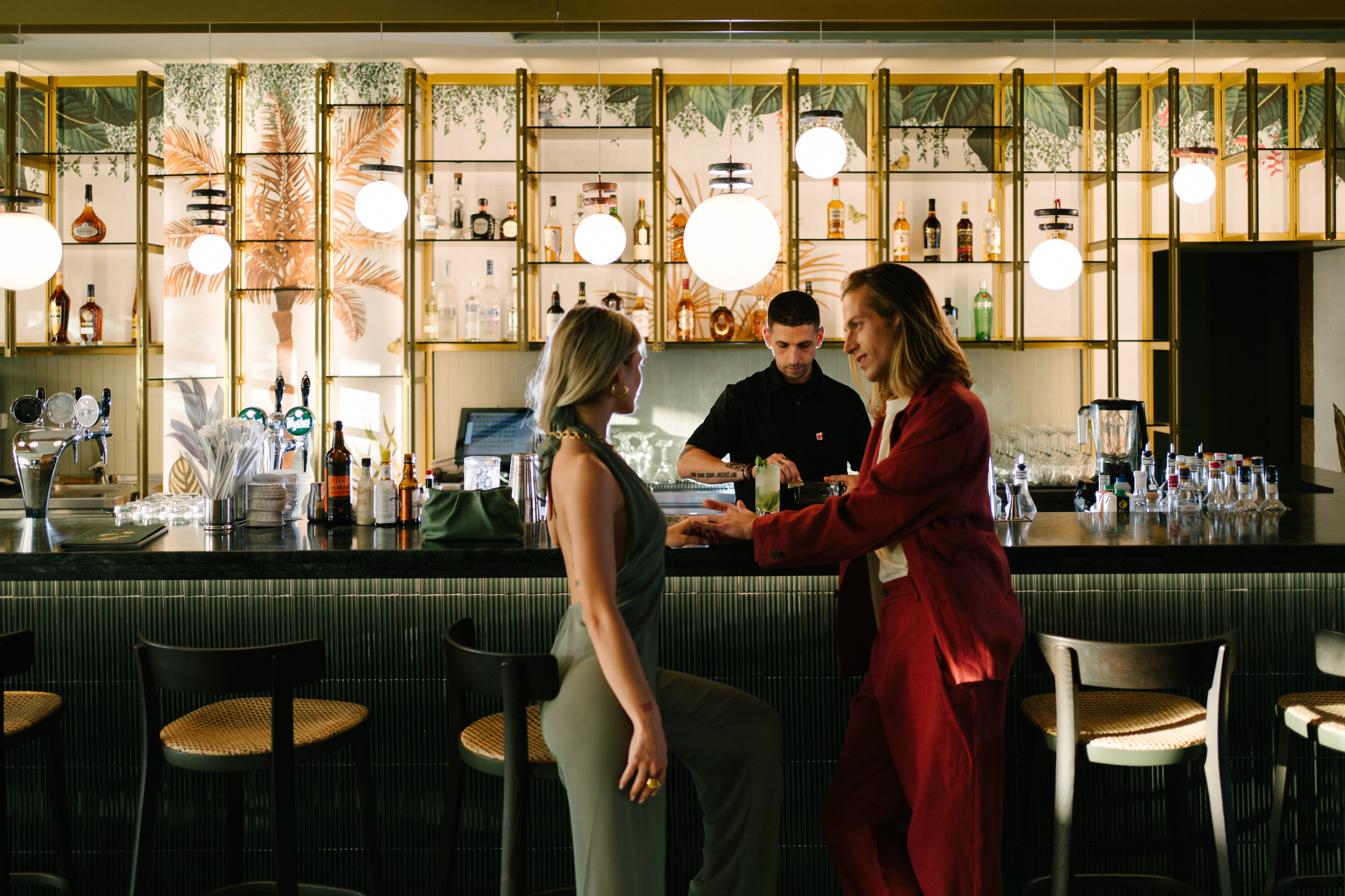 Bar