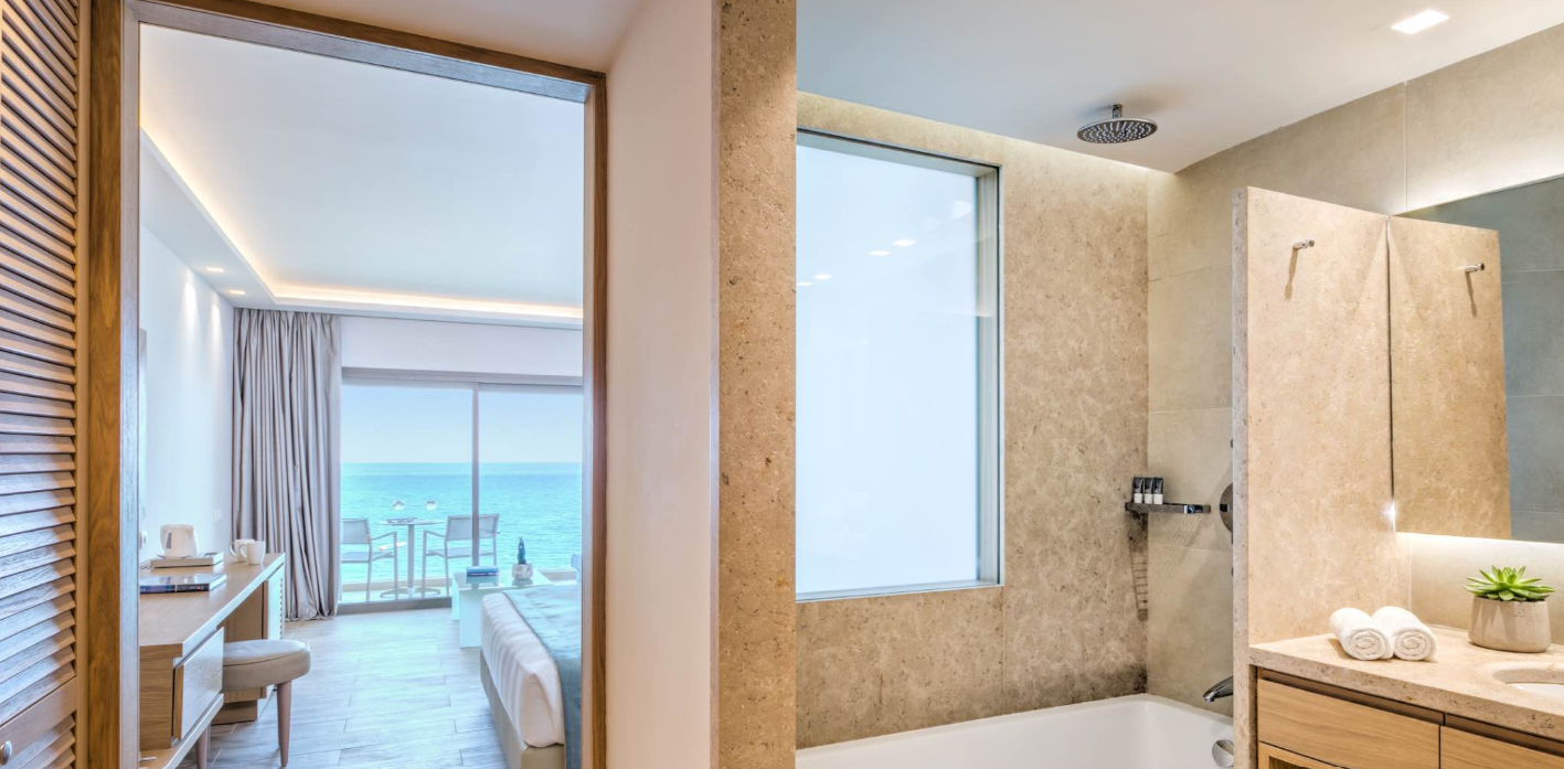 Triple Deluxe Sea Front