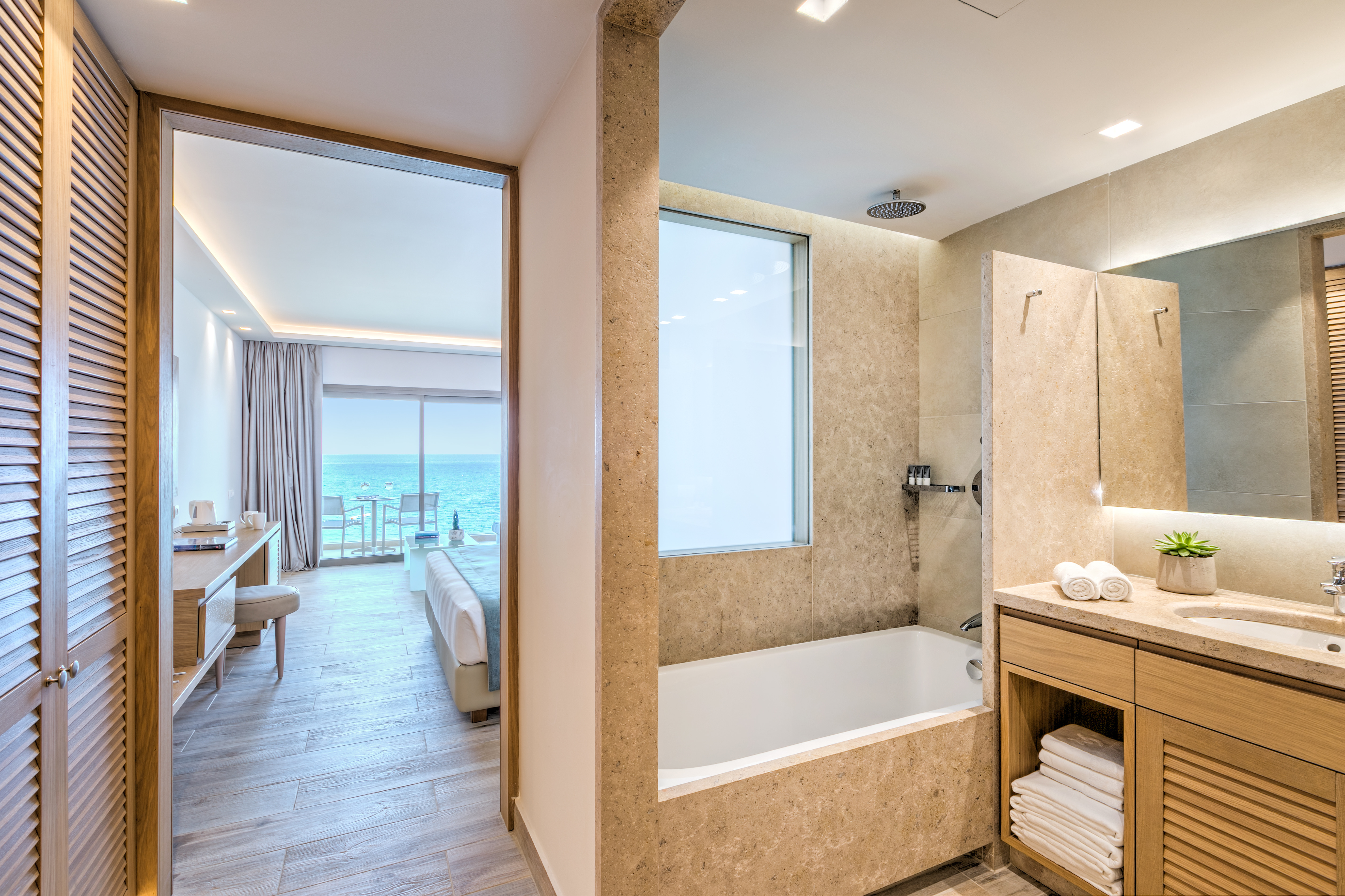 Junior Suite Sea Front