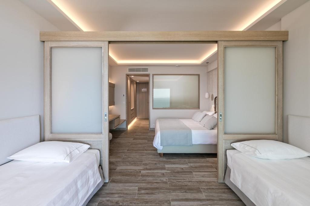 Family Room Sea View