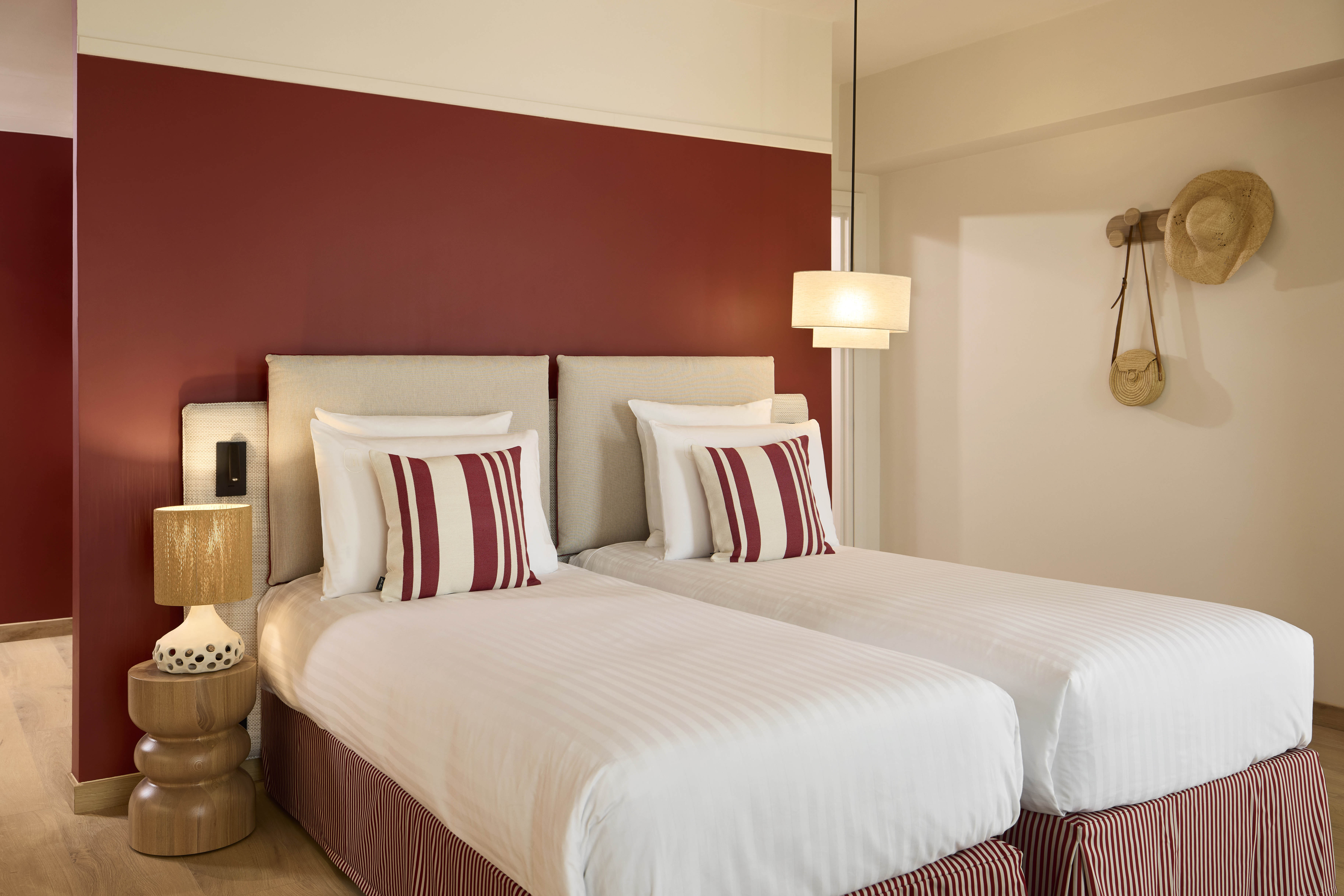 Double or Twin Superior