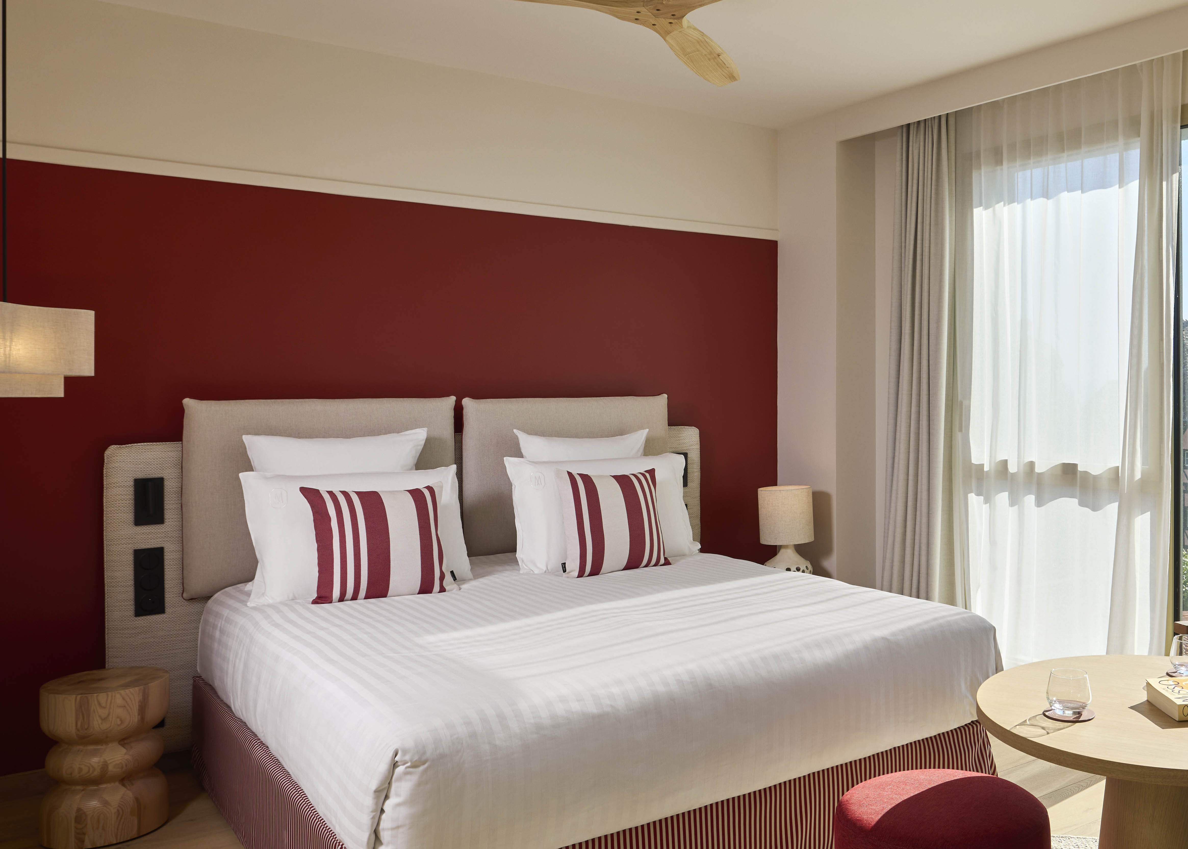 Junior Suite King Size Bed