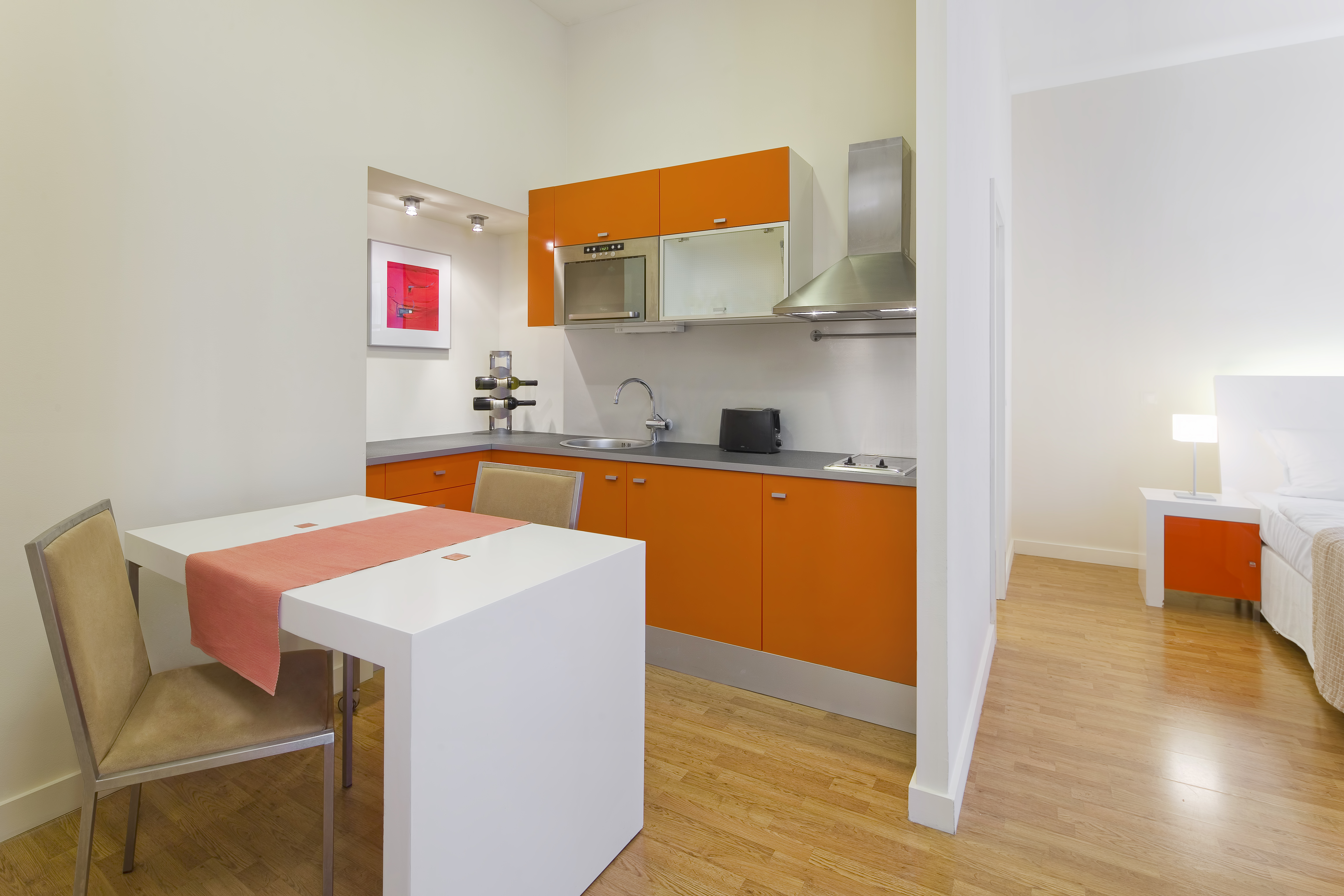 Apartment with Kitchenette