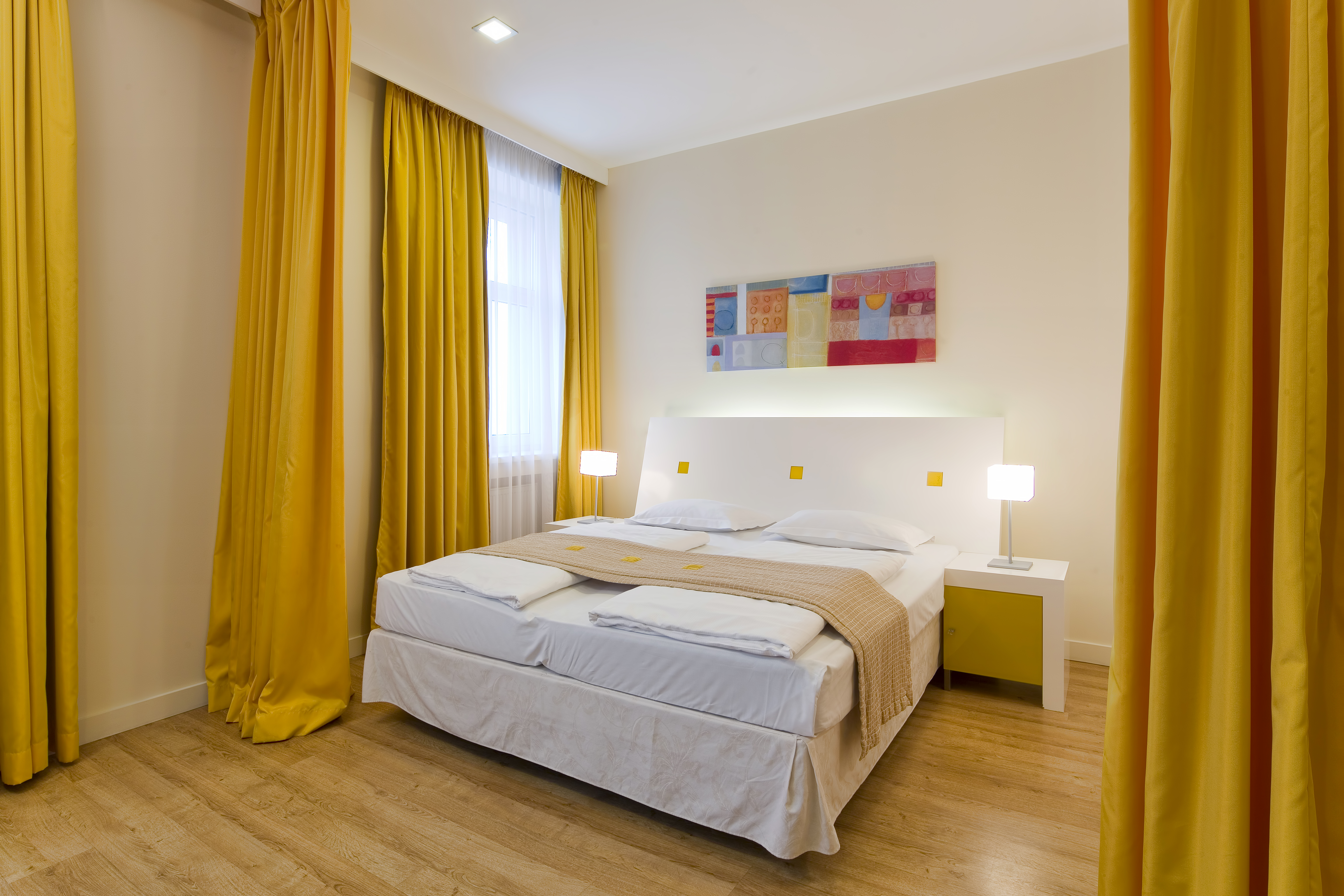 Apartment with Kitchenette