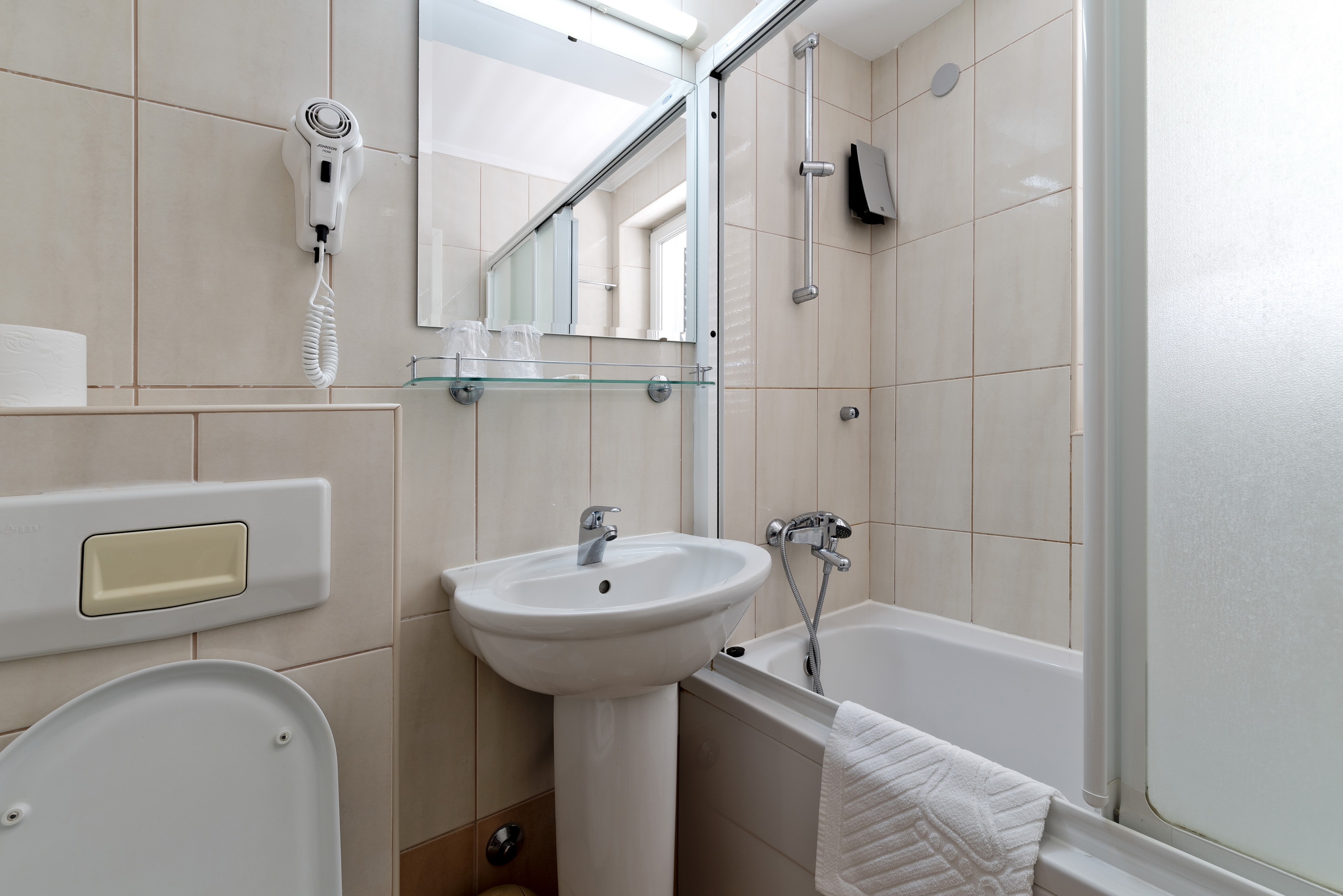 Double or Twin Standard