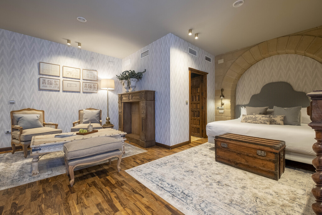 Junior Suite Standard