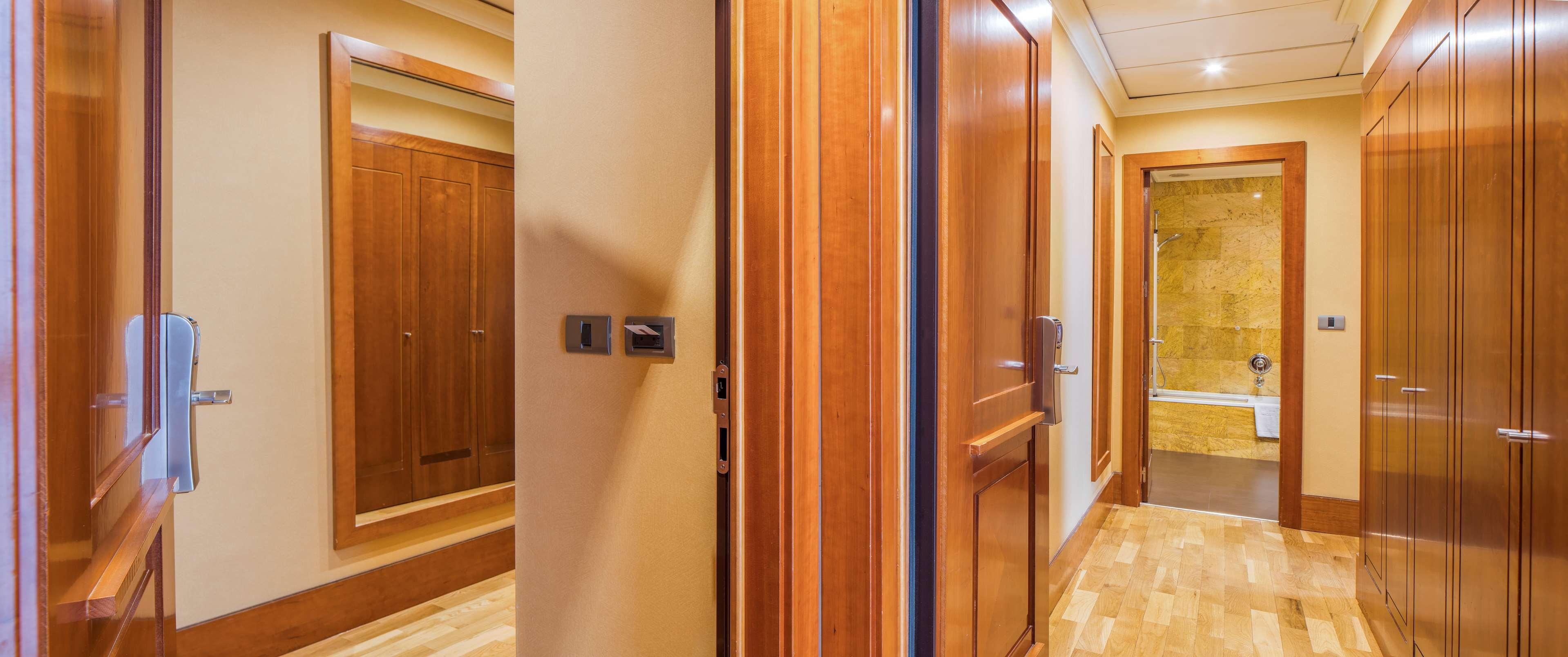 Family Room Capacity 4