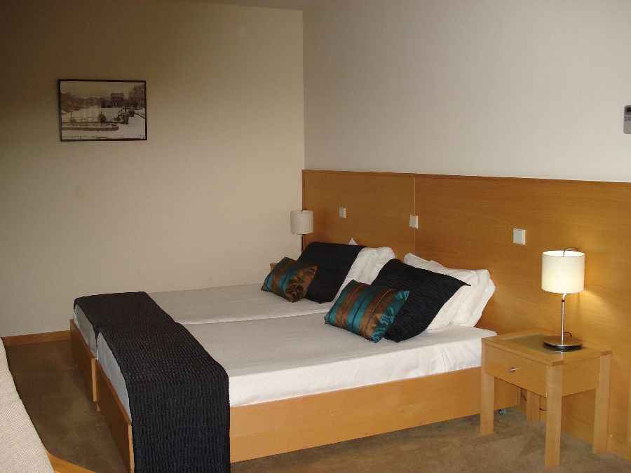 Double or Twin Standard