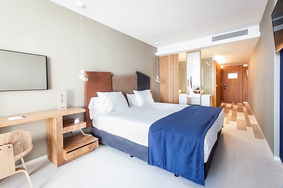 Double Single Deluxe Partial Ocean View