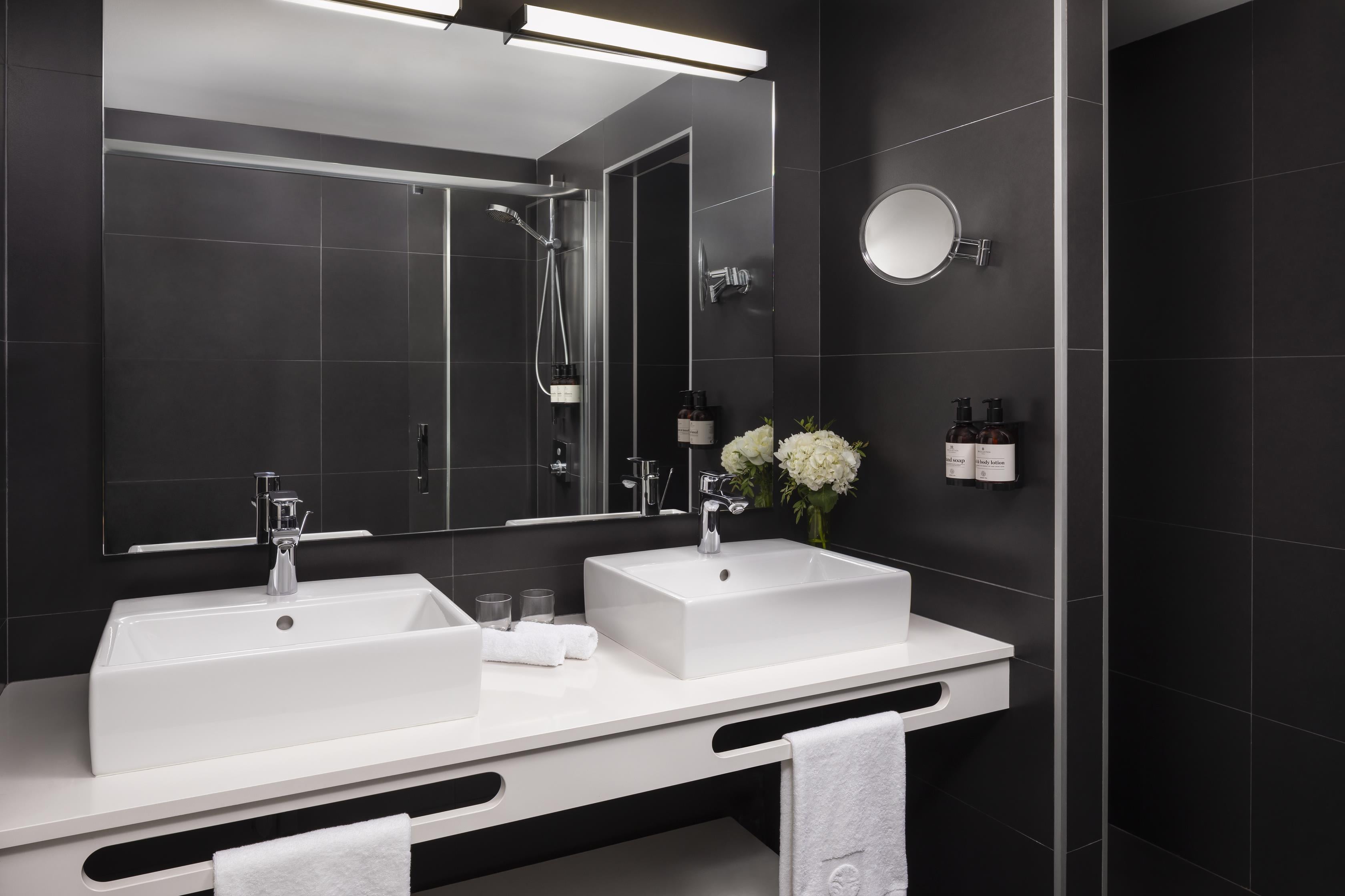 Double or Twin Superior