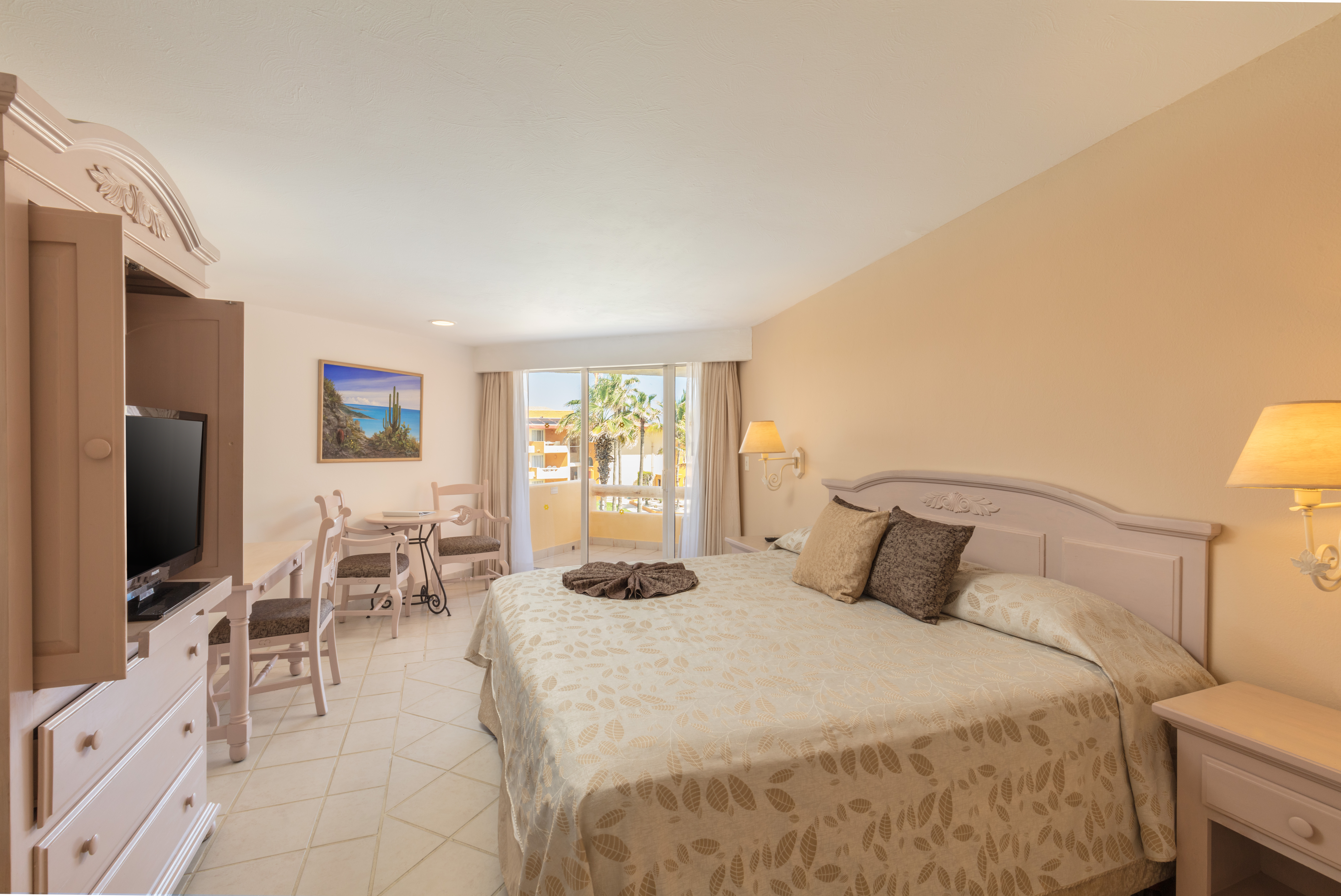 Single Partial Ocean View King Bed