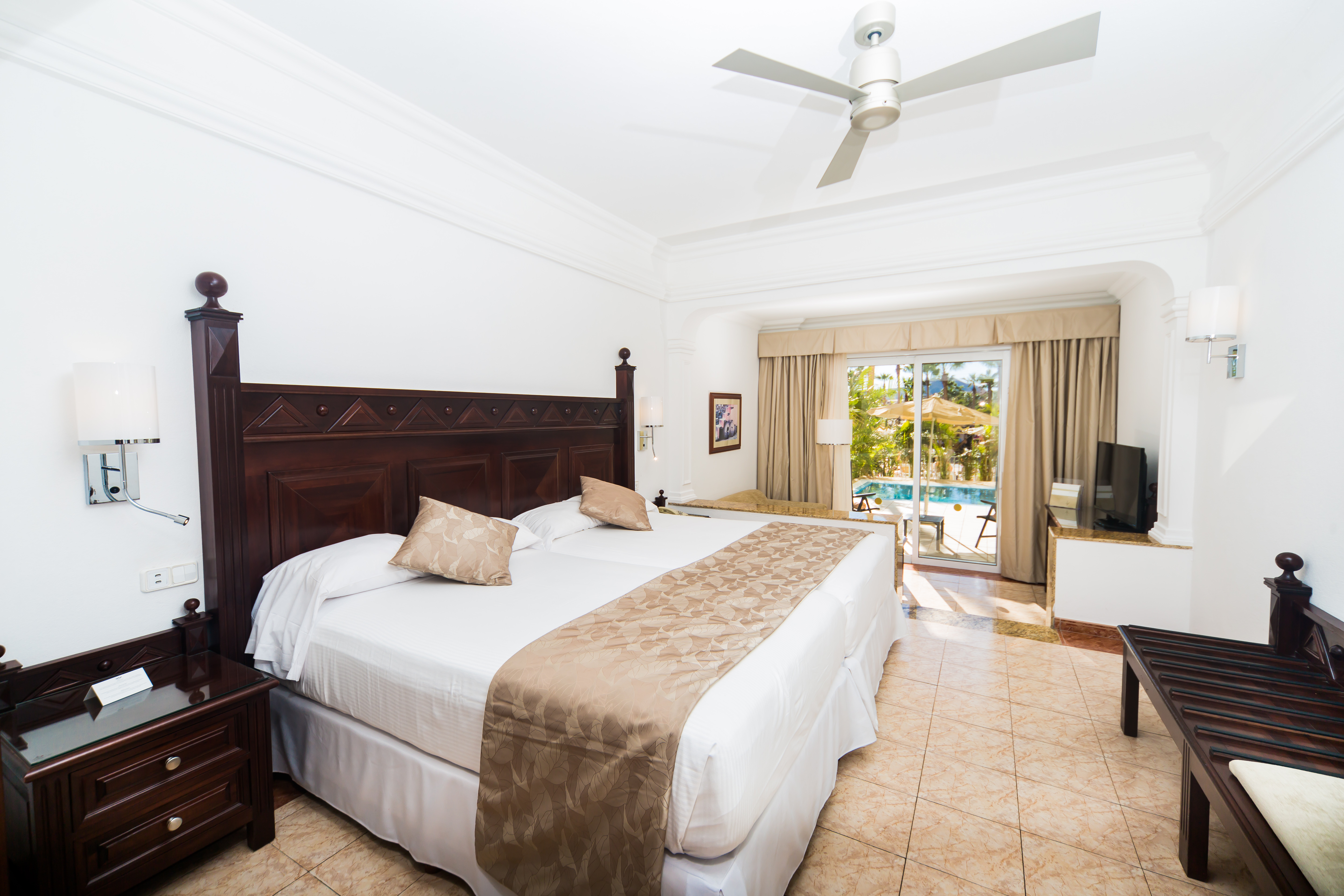 Junior Suite with Private Pool